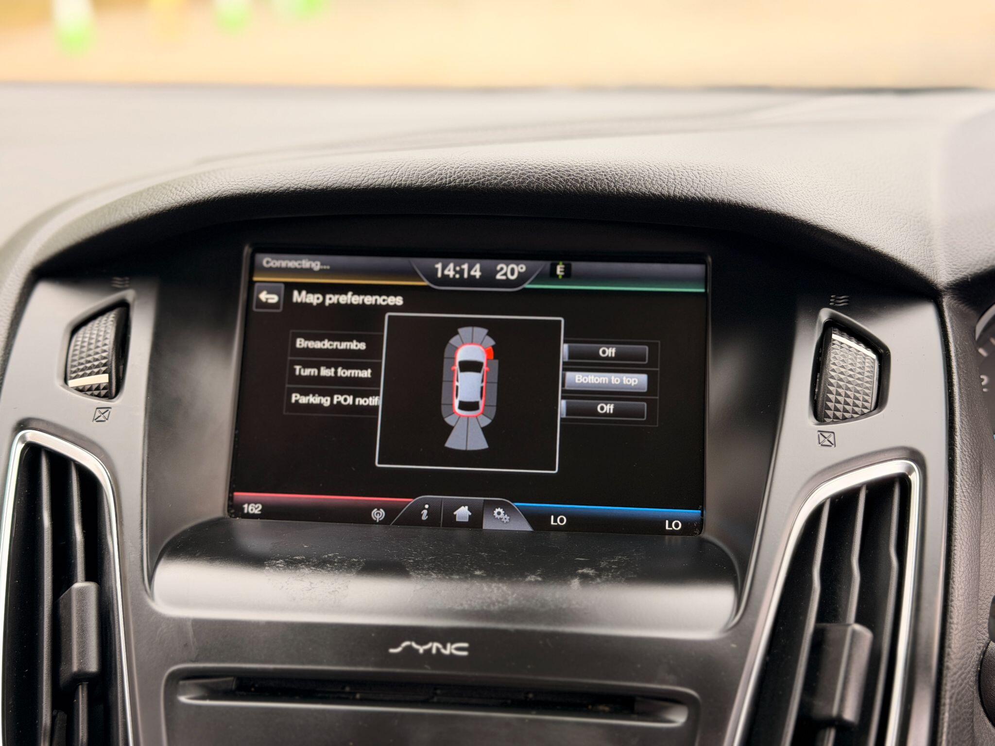 Ford Focus view 48