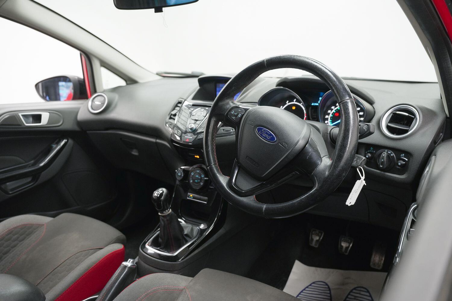Ford Fiesta view 6
