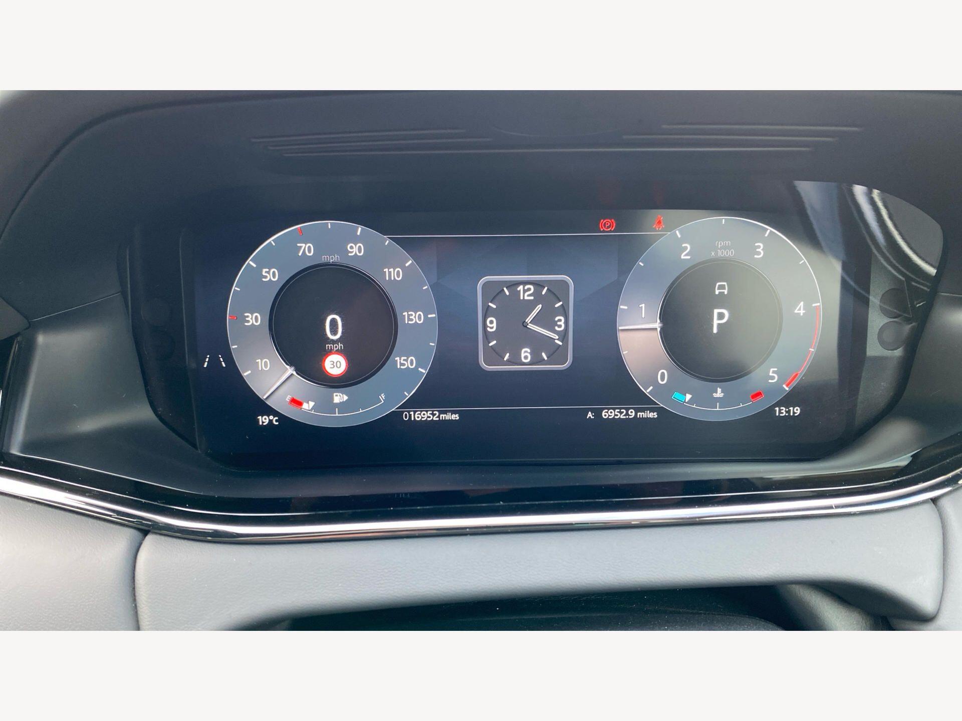 Land Rover Range Rover Evoque view 19