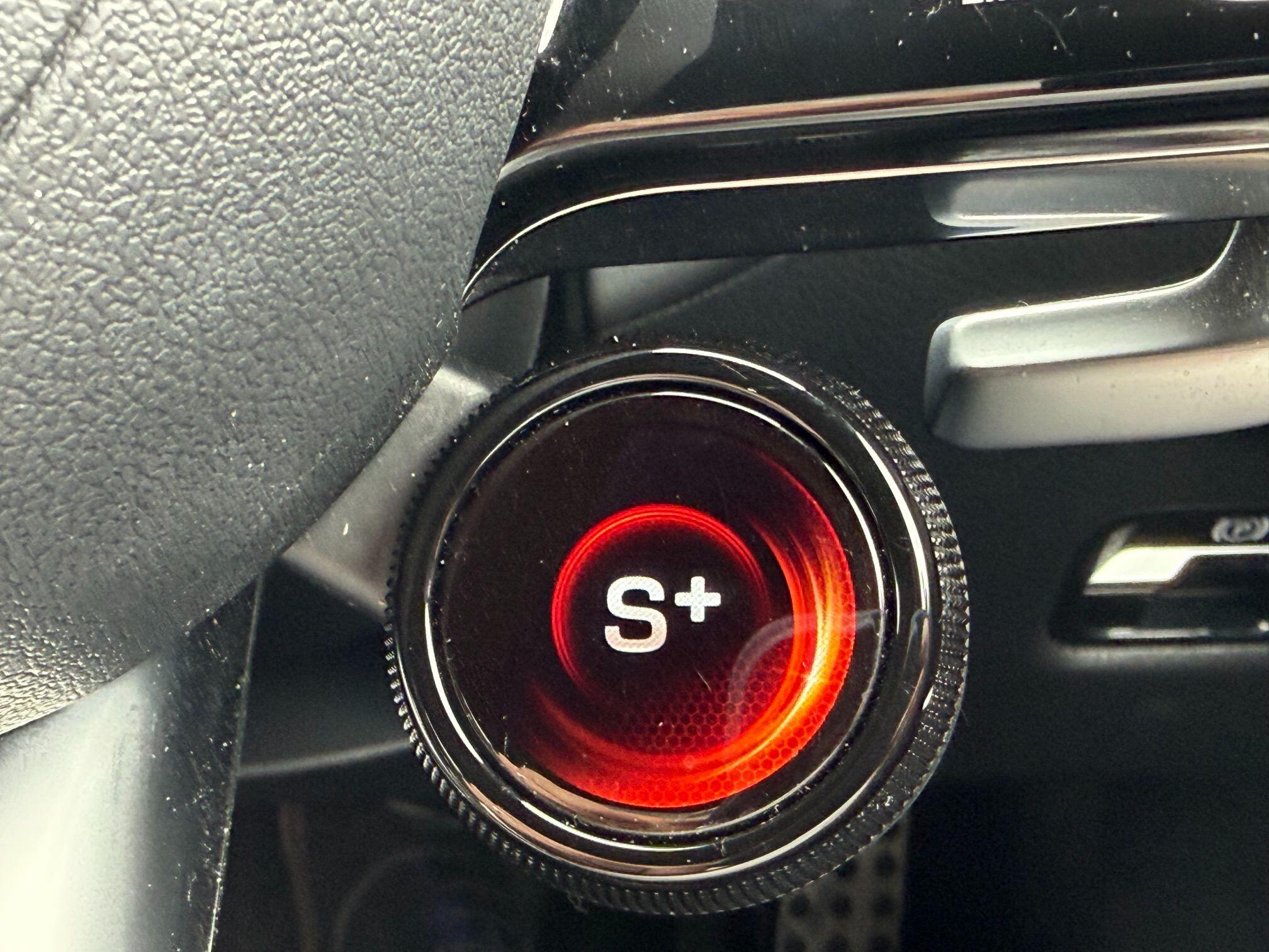 Mercedes-Benz C Class view 18