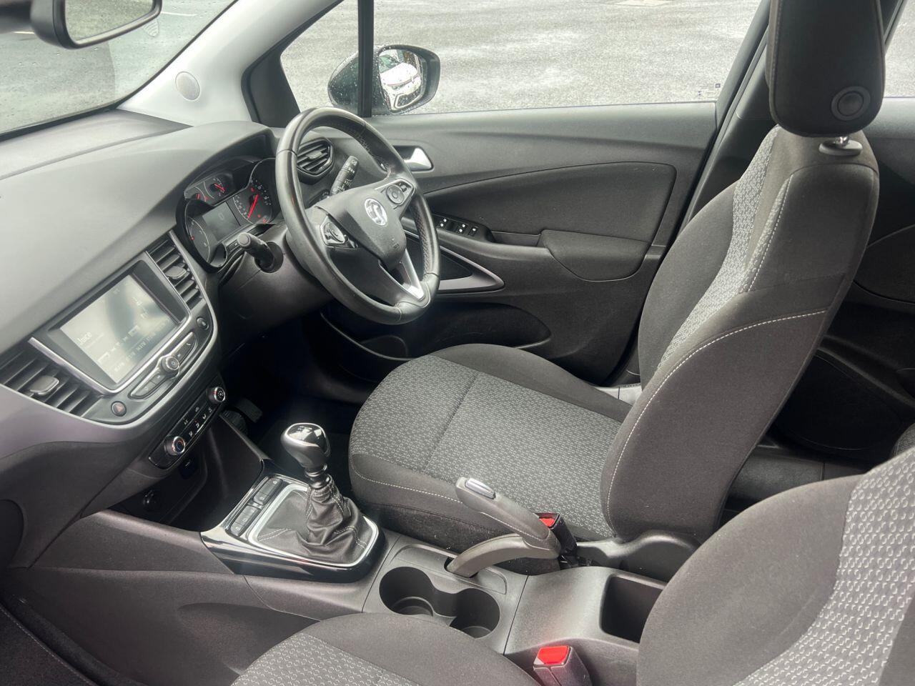 Vauxhall Crossland view 12