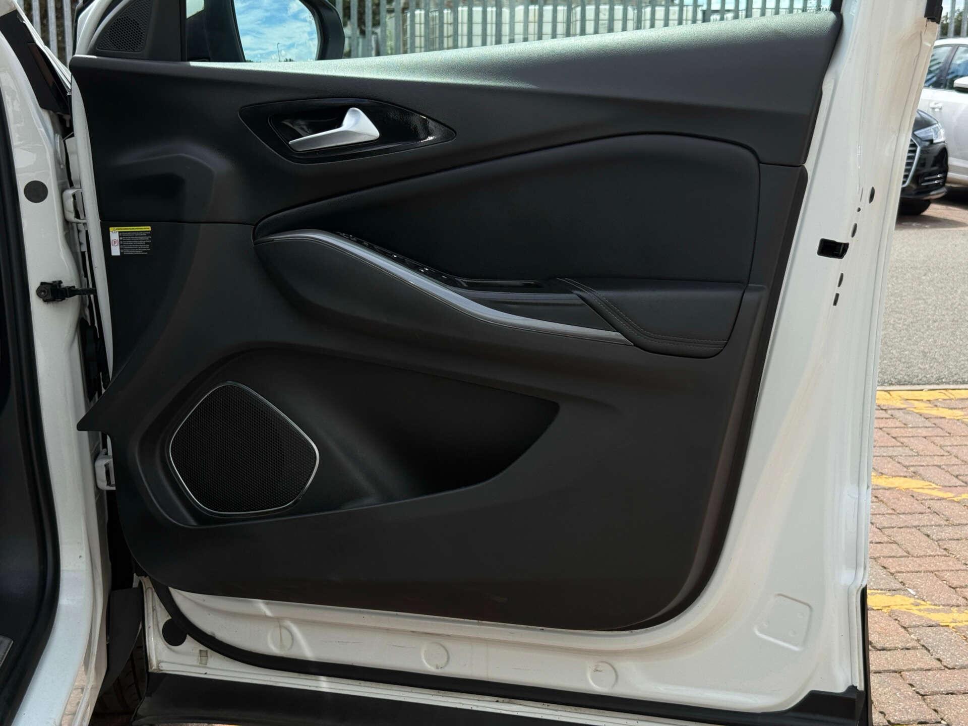 Vauxhall Grandland X view 20