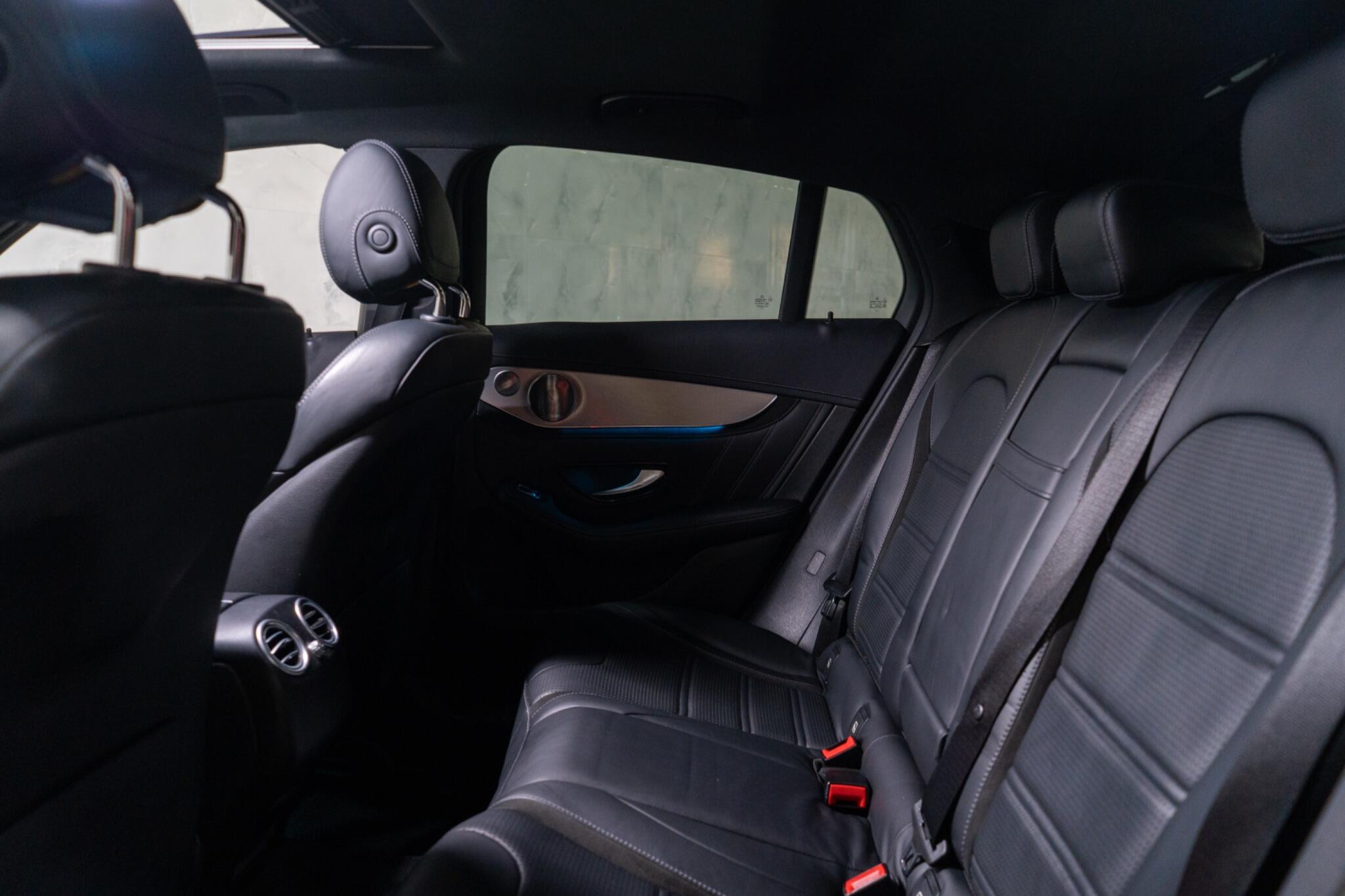 Mercedes-Benz GLC view 14