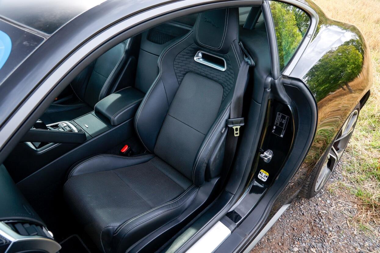 Jaguar F-Type view 11