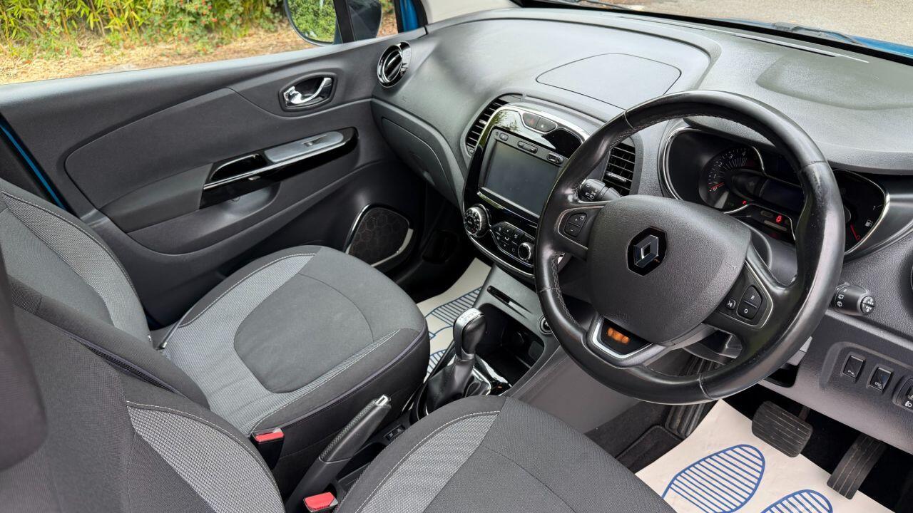 Renault Captur view 10