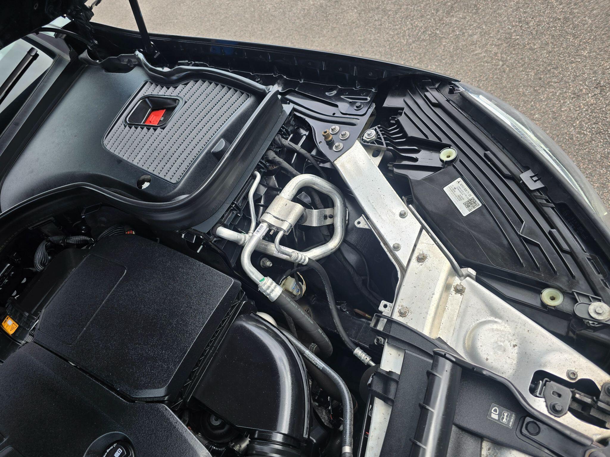 Mercedes-Benz GLC view 71