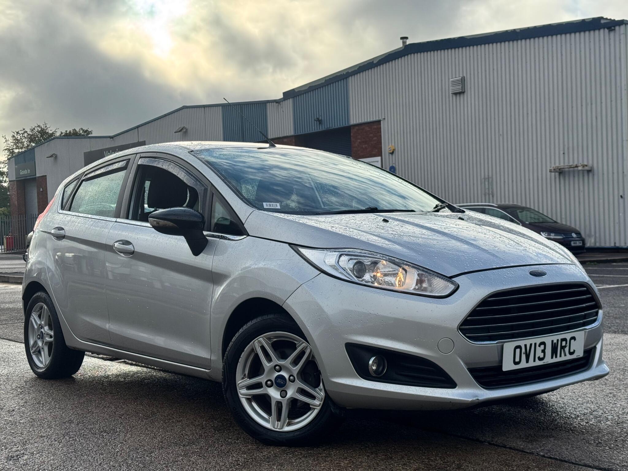 Ford Fiesta view 5