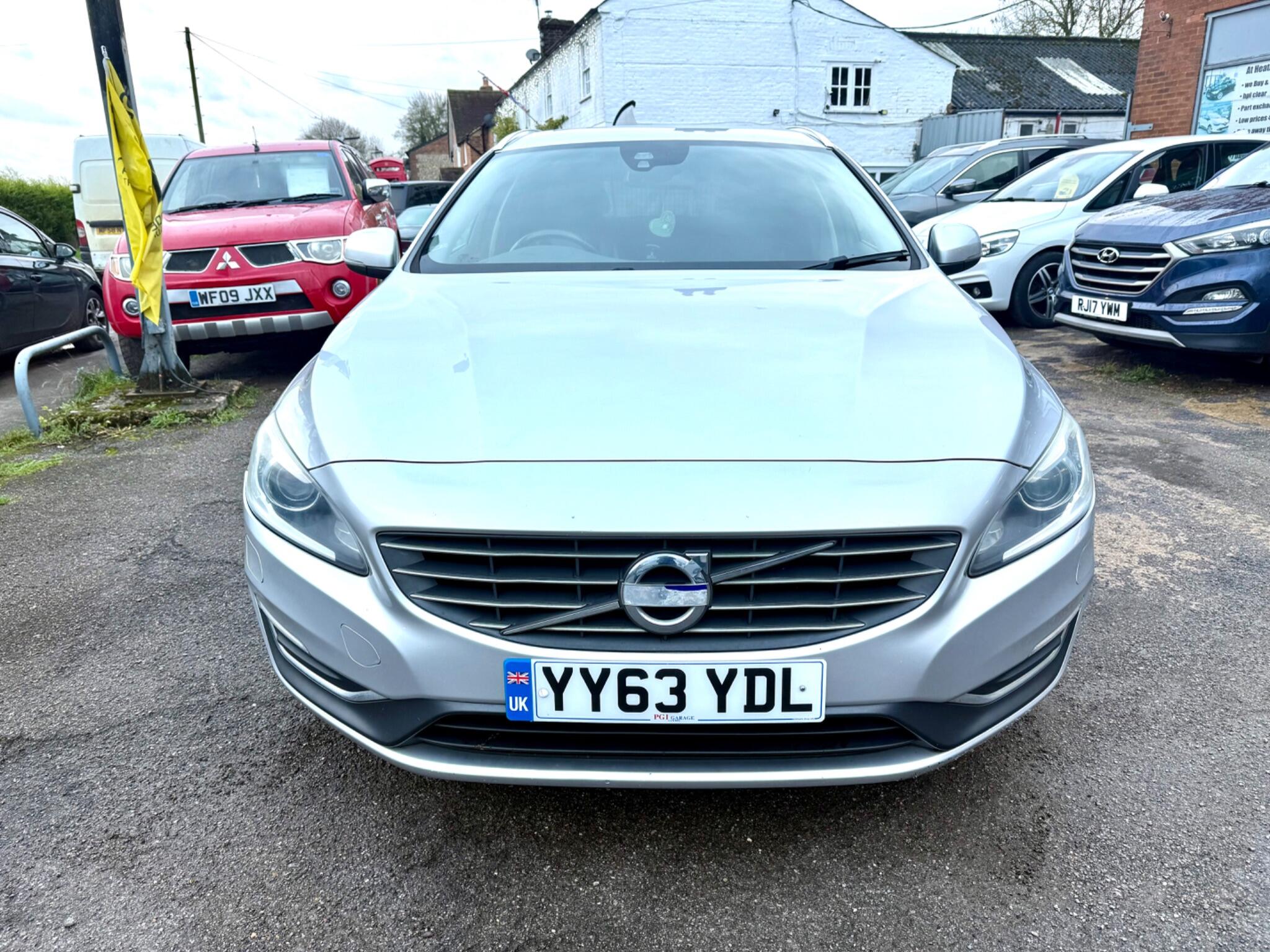 2014 Volvo V60 2.0 D3 SE Lux Nav Geartronic Euro 5 (s/s) 5dr • 81,071 miles image 11
