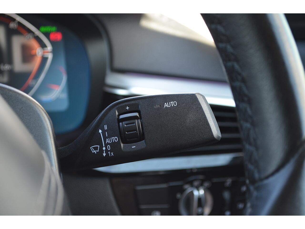 BMW 5 Series view 44
