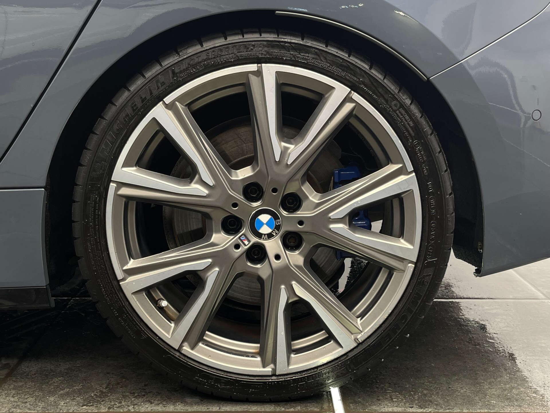 BMW 1 Series view 41