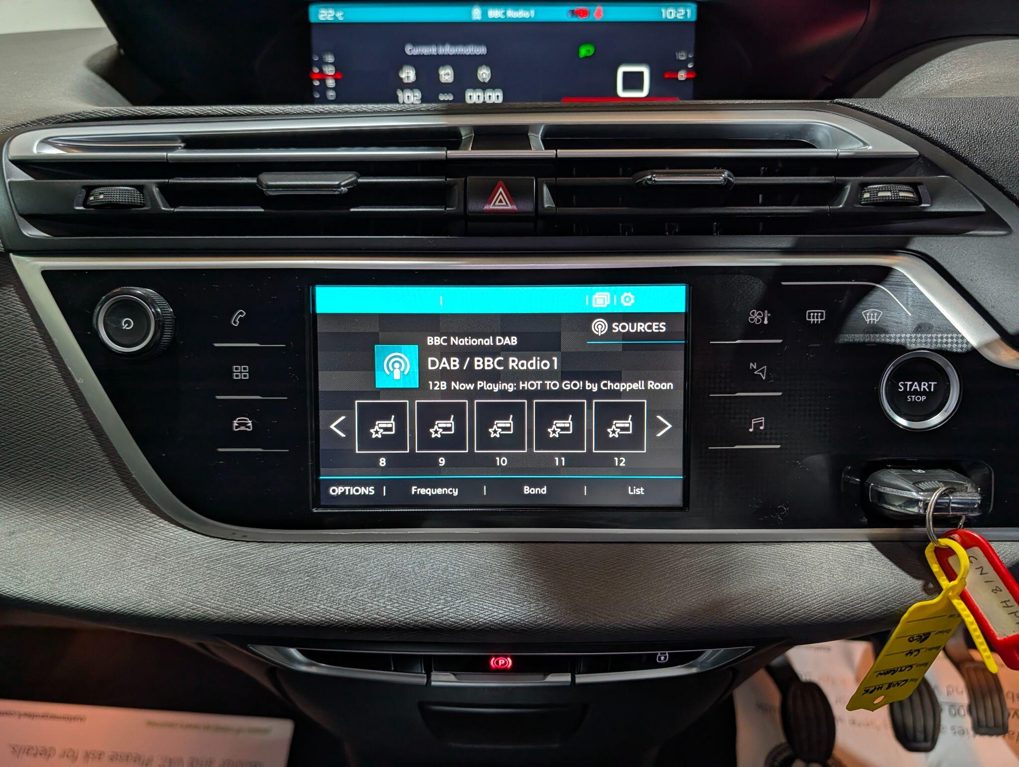 Citroen Grand C4 Picasso view 45