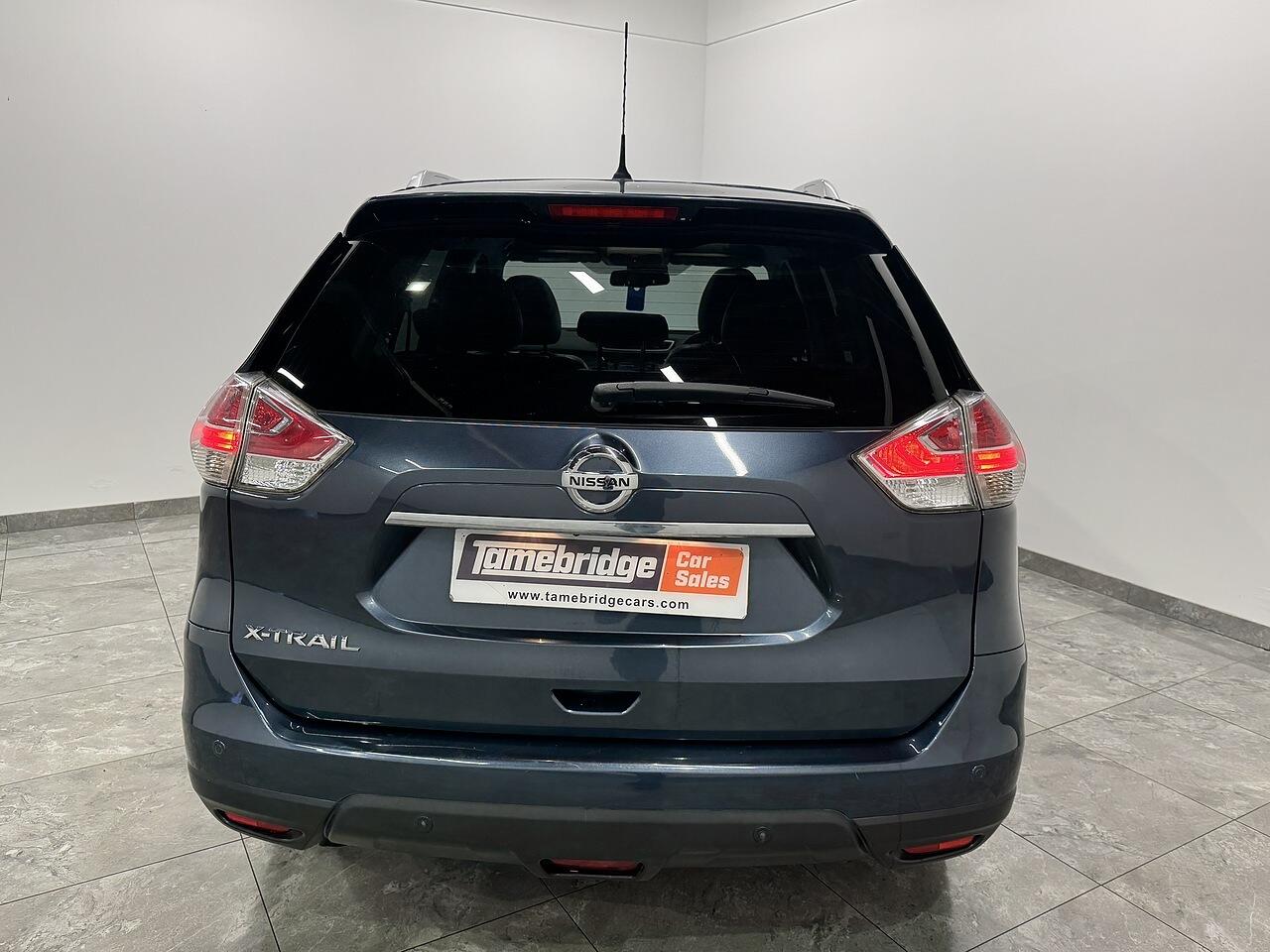 Nissan X-Trail view 7