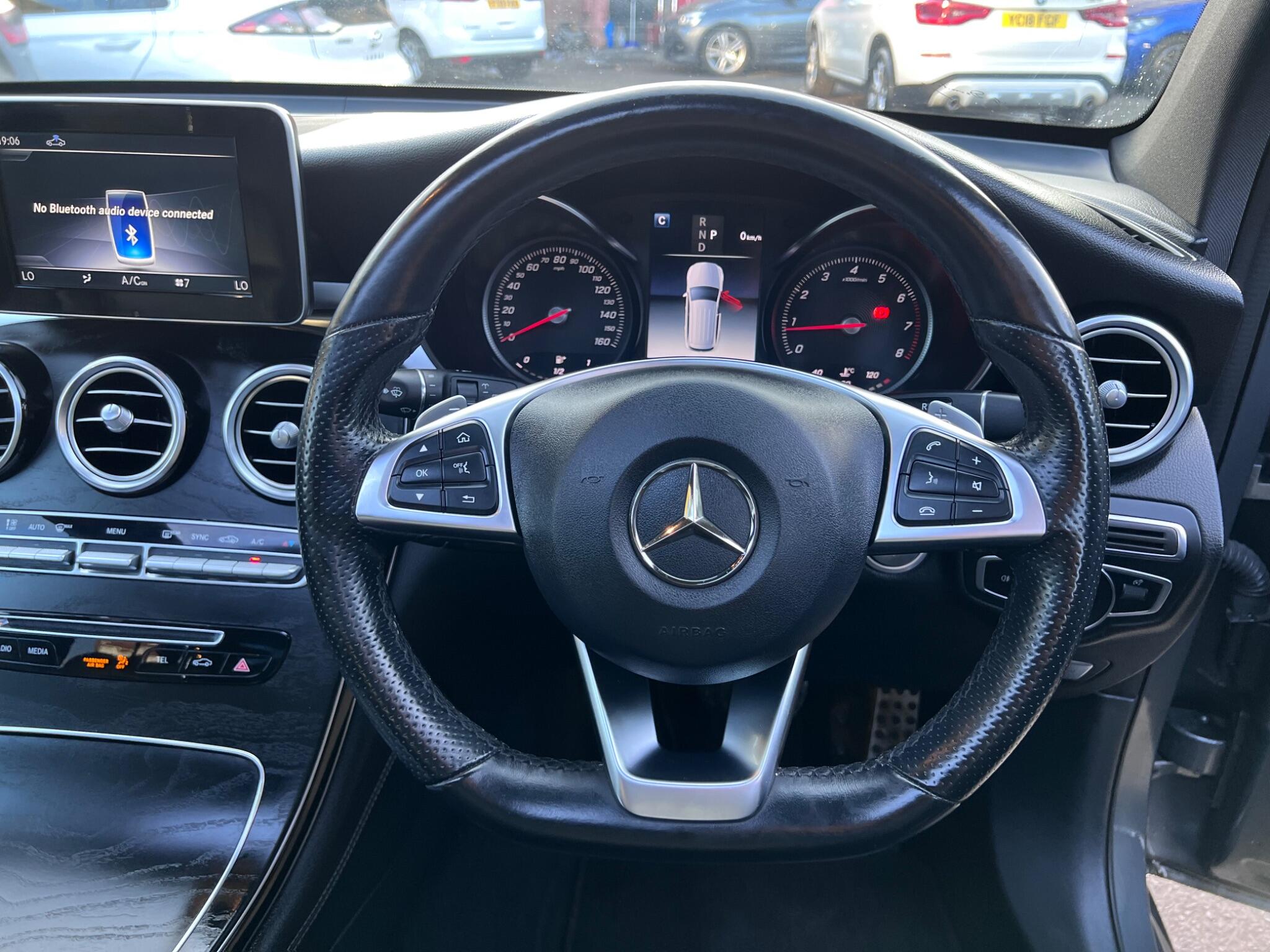 Mercedes-Benz GLC view 29