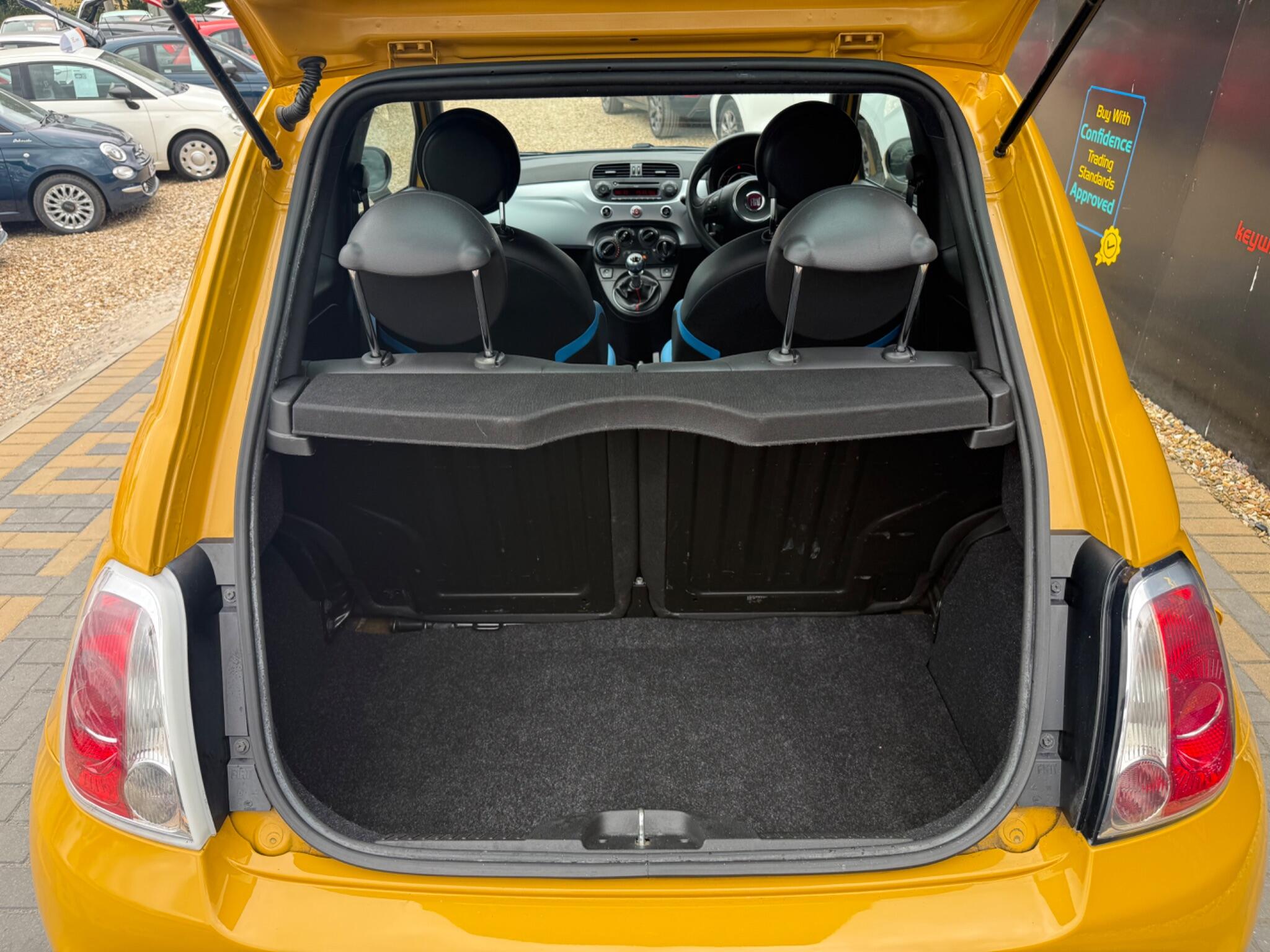 Fiat 500 view 25