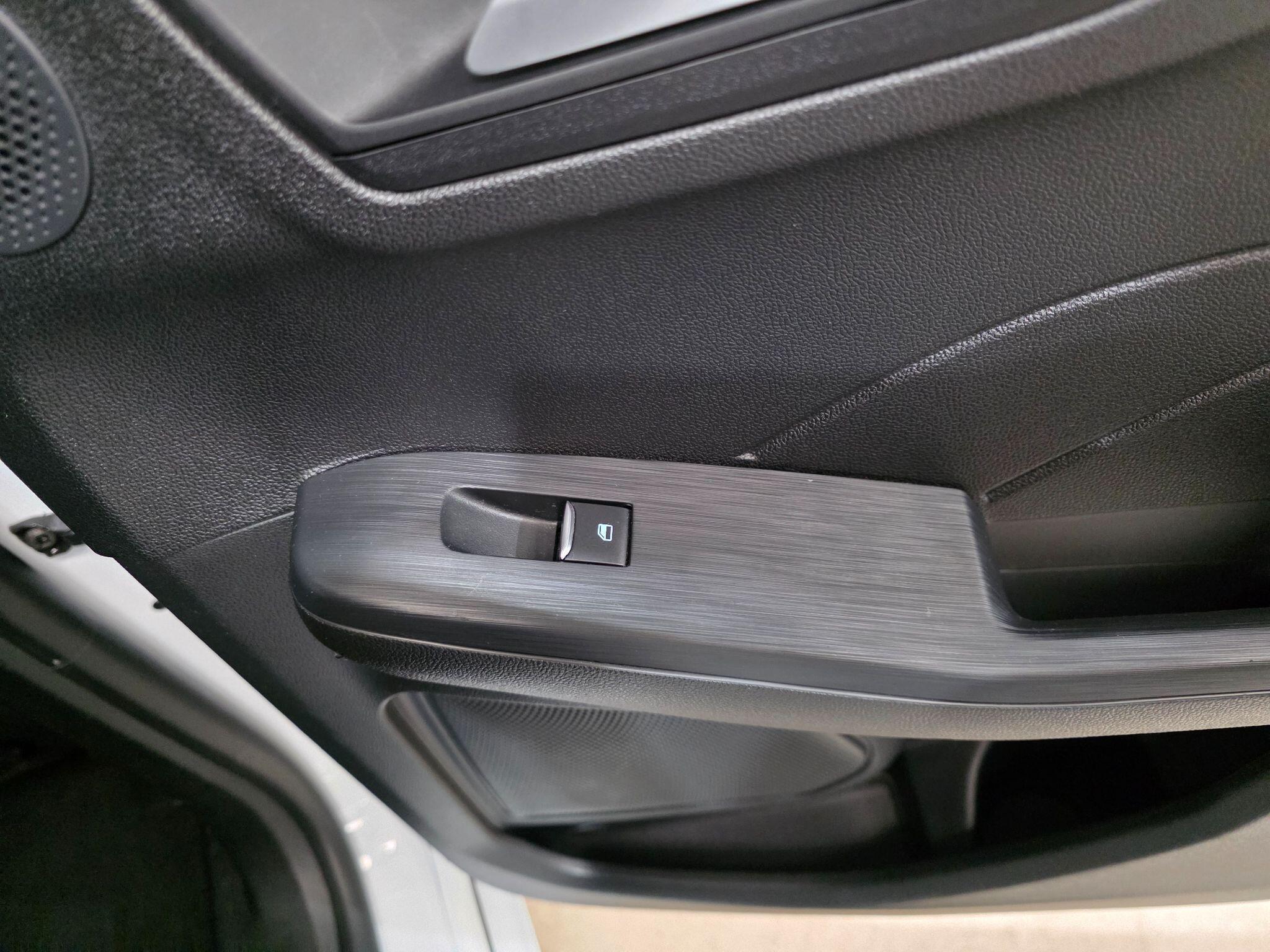 Ford Kuga view 23