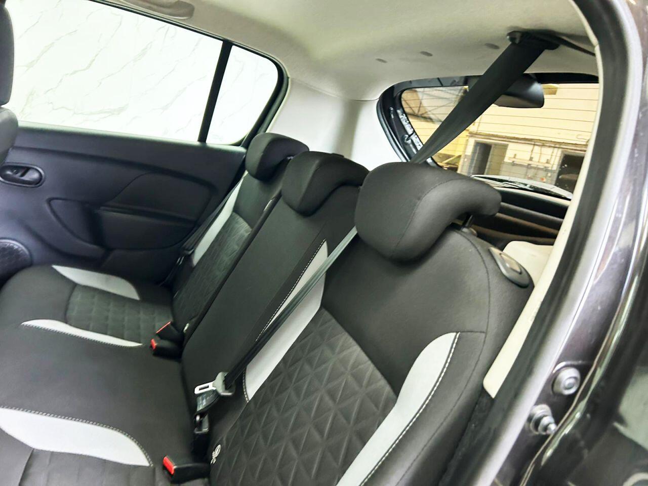 Dacia Sandero view 21