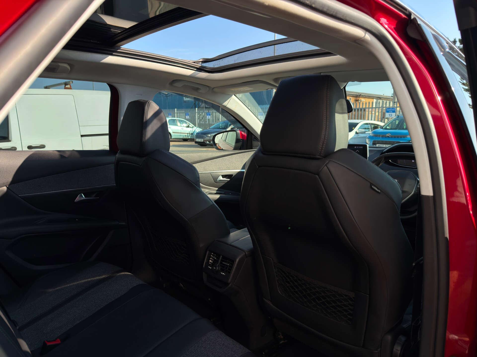 Peugeot 3008 view 28