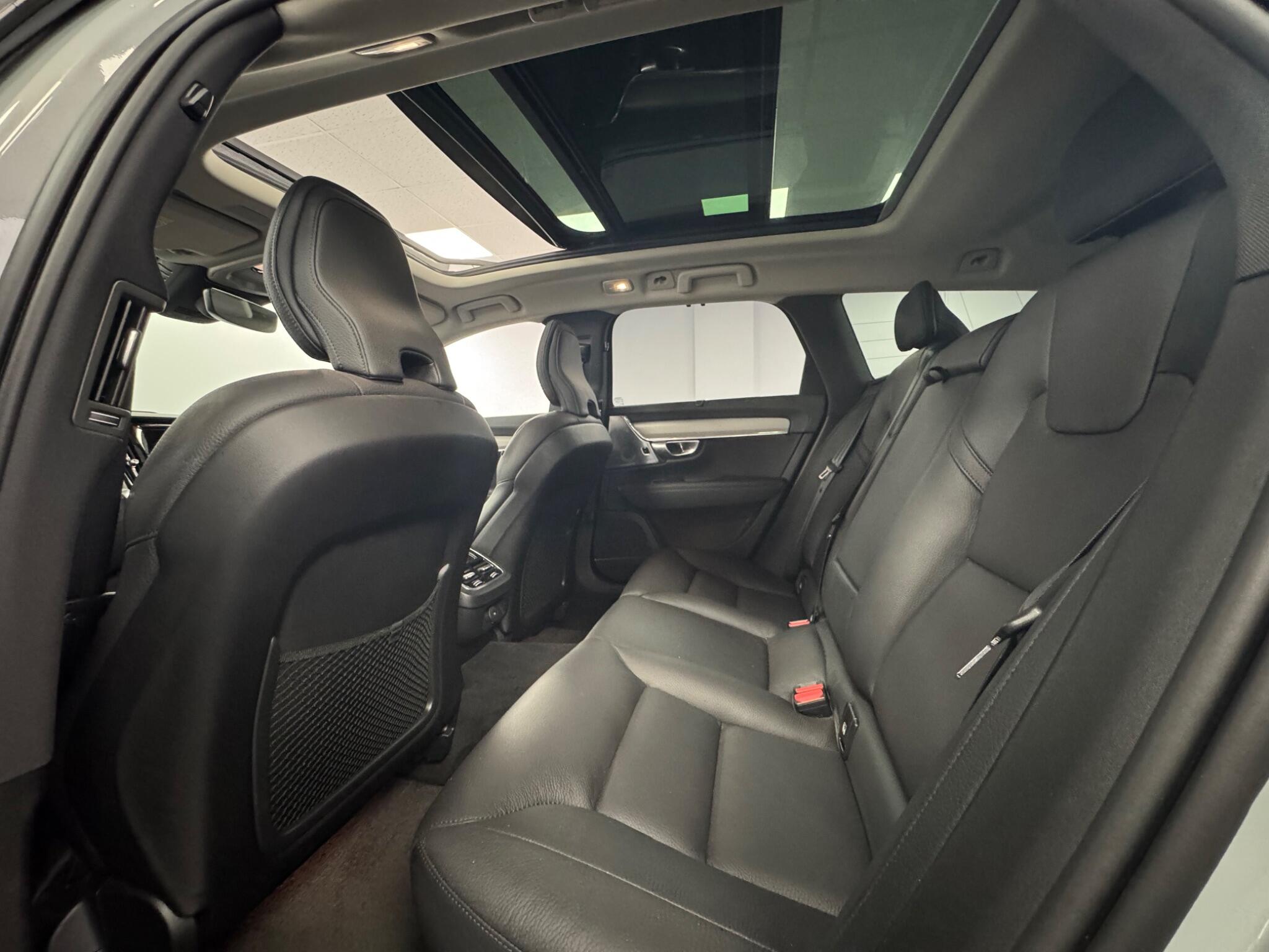 Volvo V90 view 52