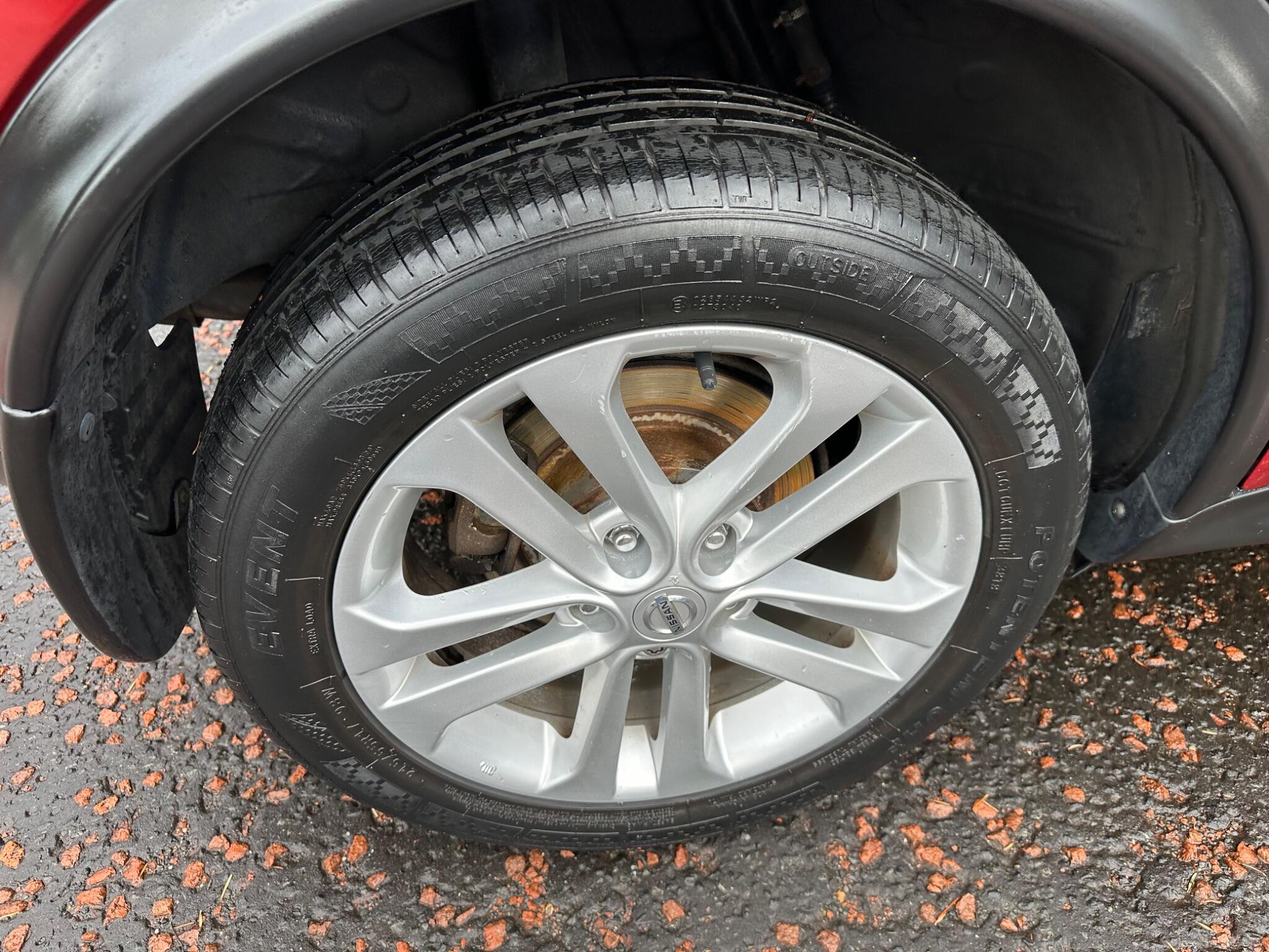 Nissan Juke view 12