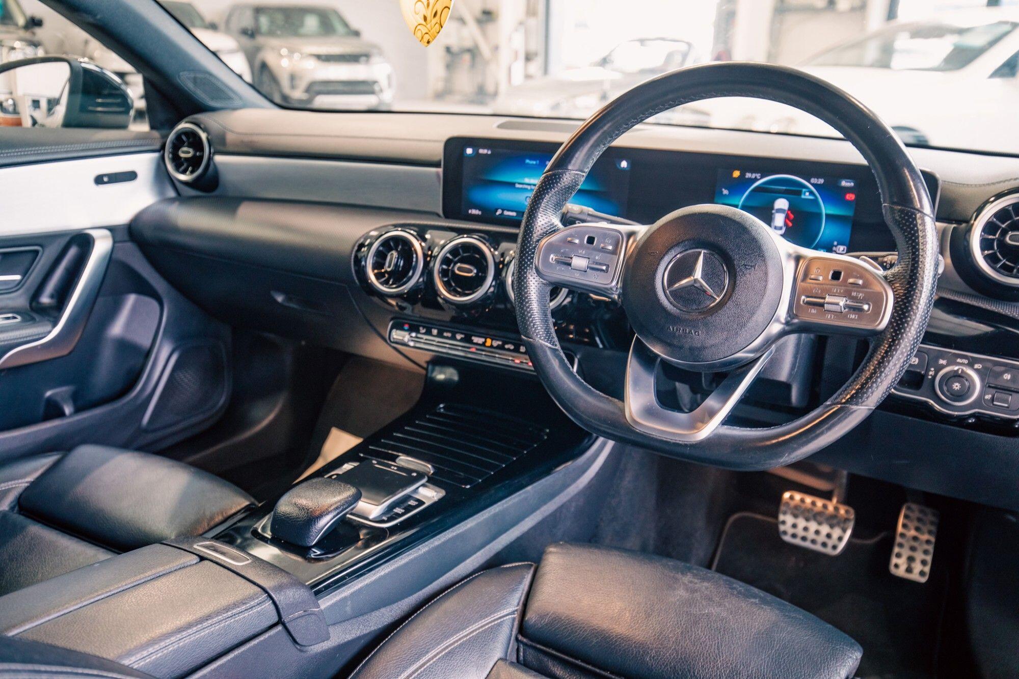 Mercedes-Benz Cla view 2