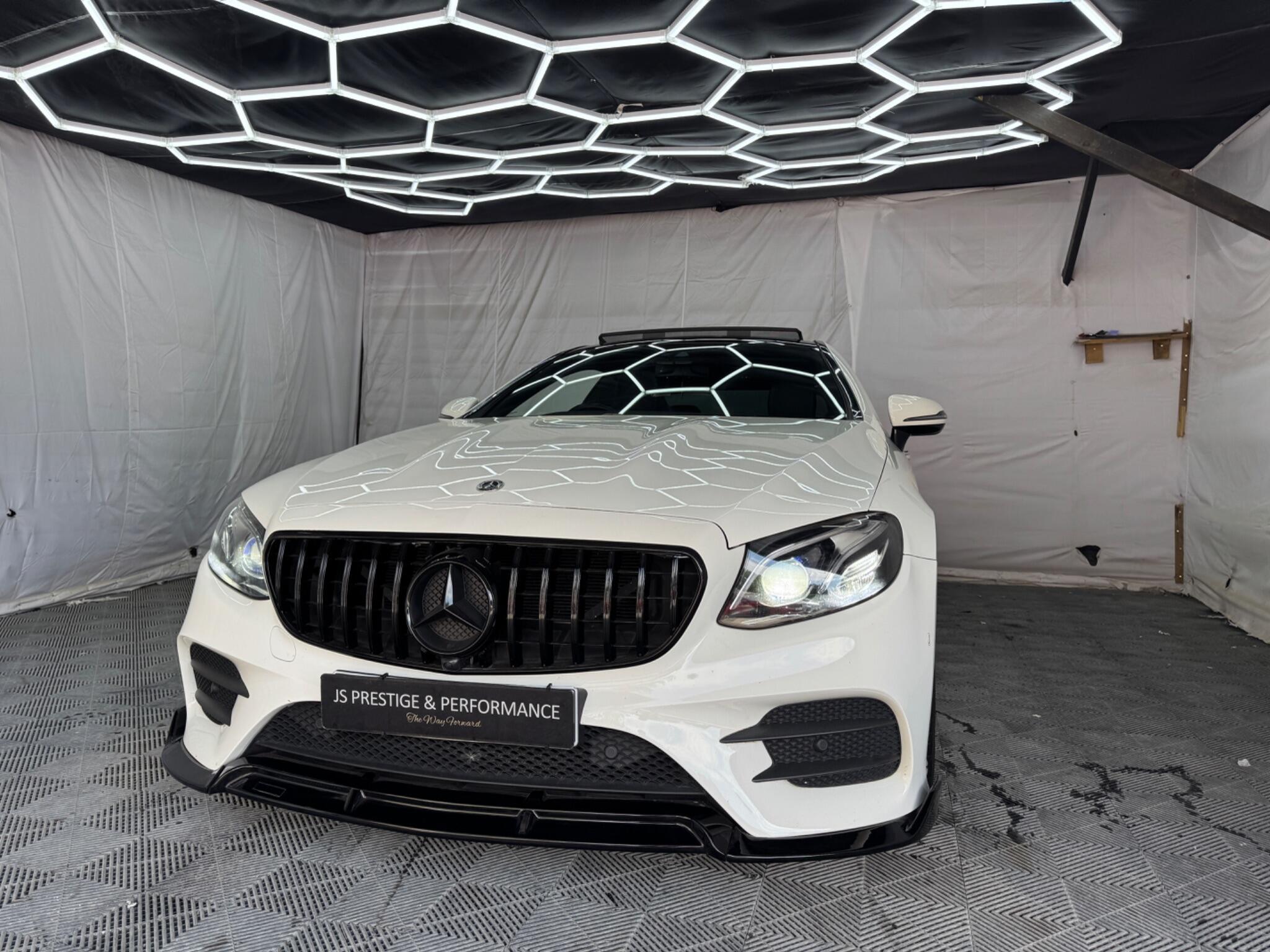 Mercedes-Benz E Class view 7