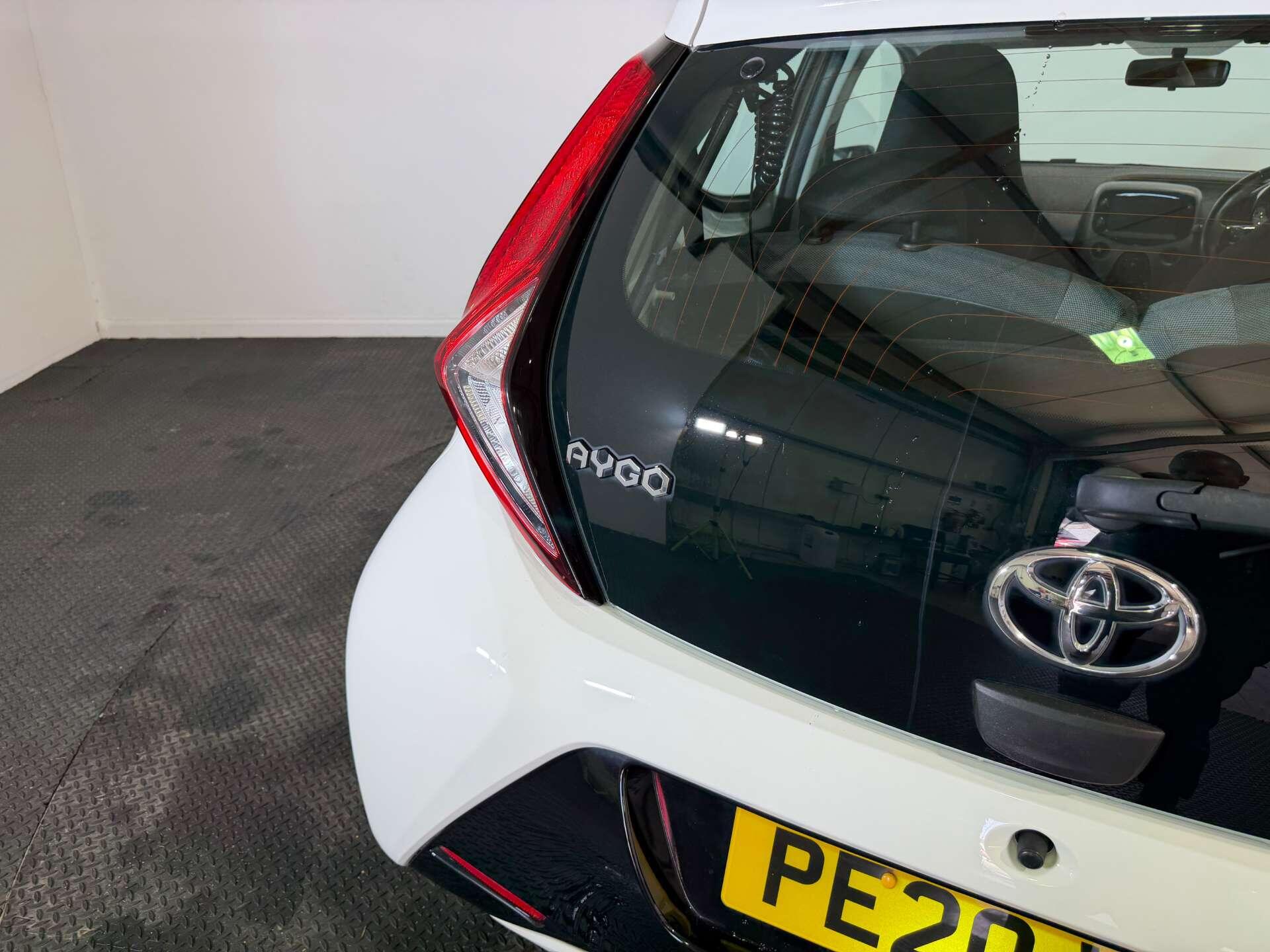 Toyota Aygo view 9