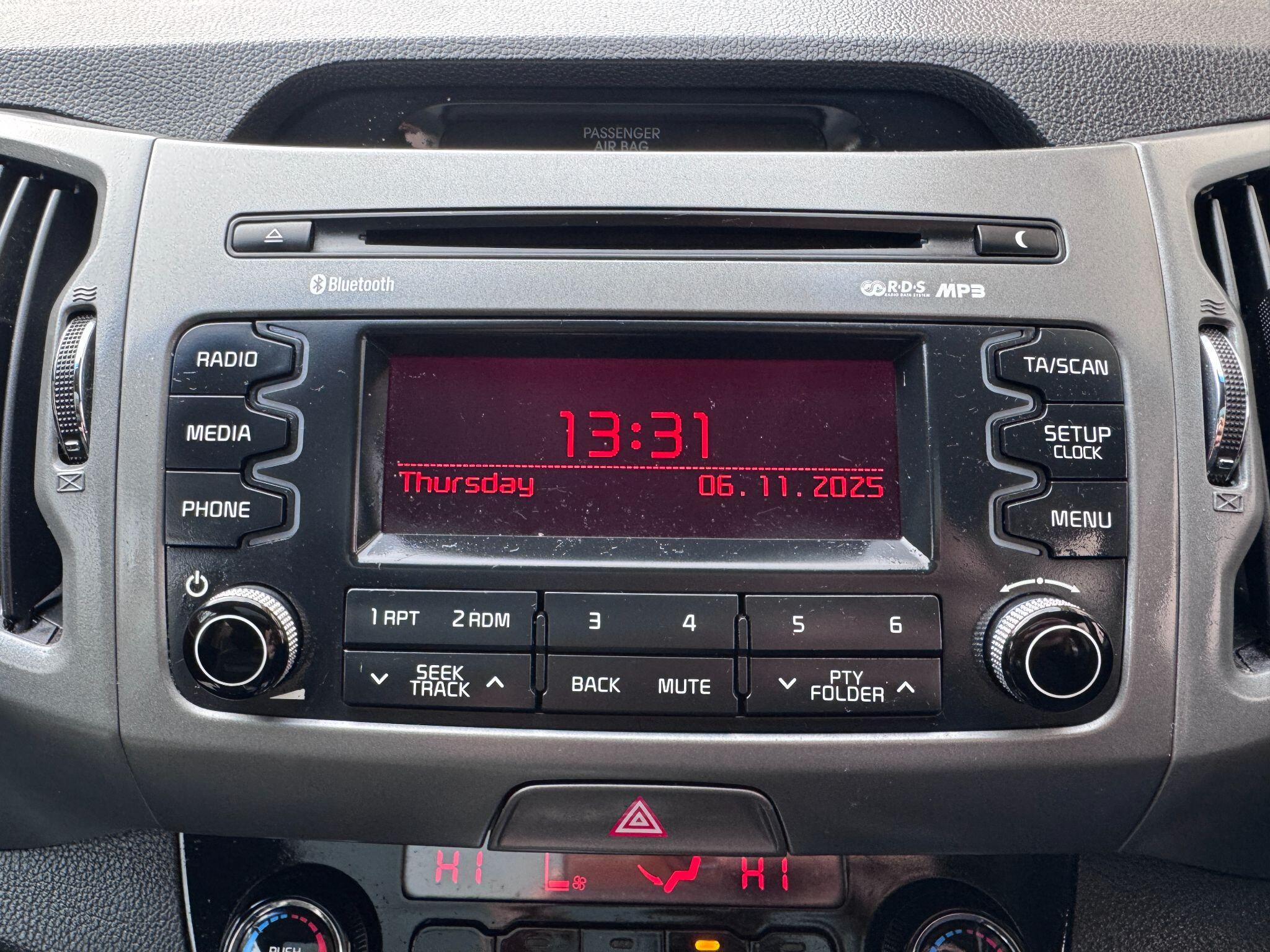 2015 Kia Sportage image 31