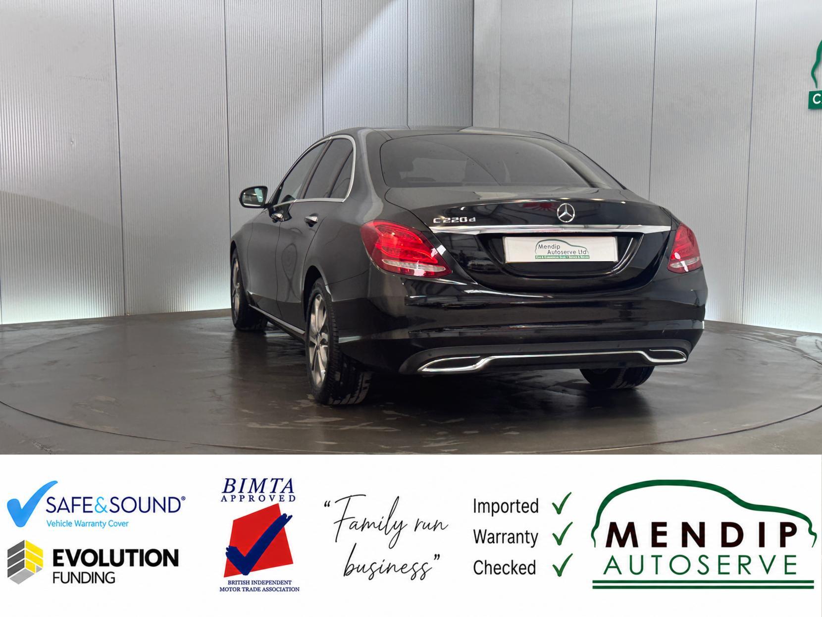 Mercedes-Benz C Class view 13