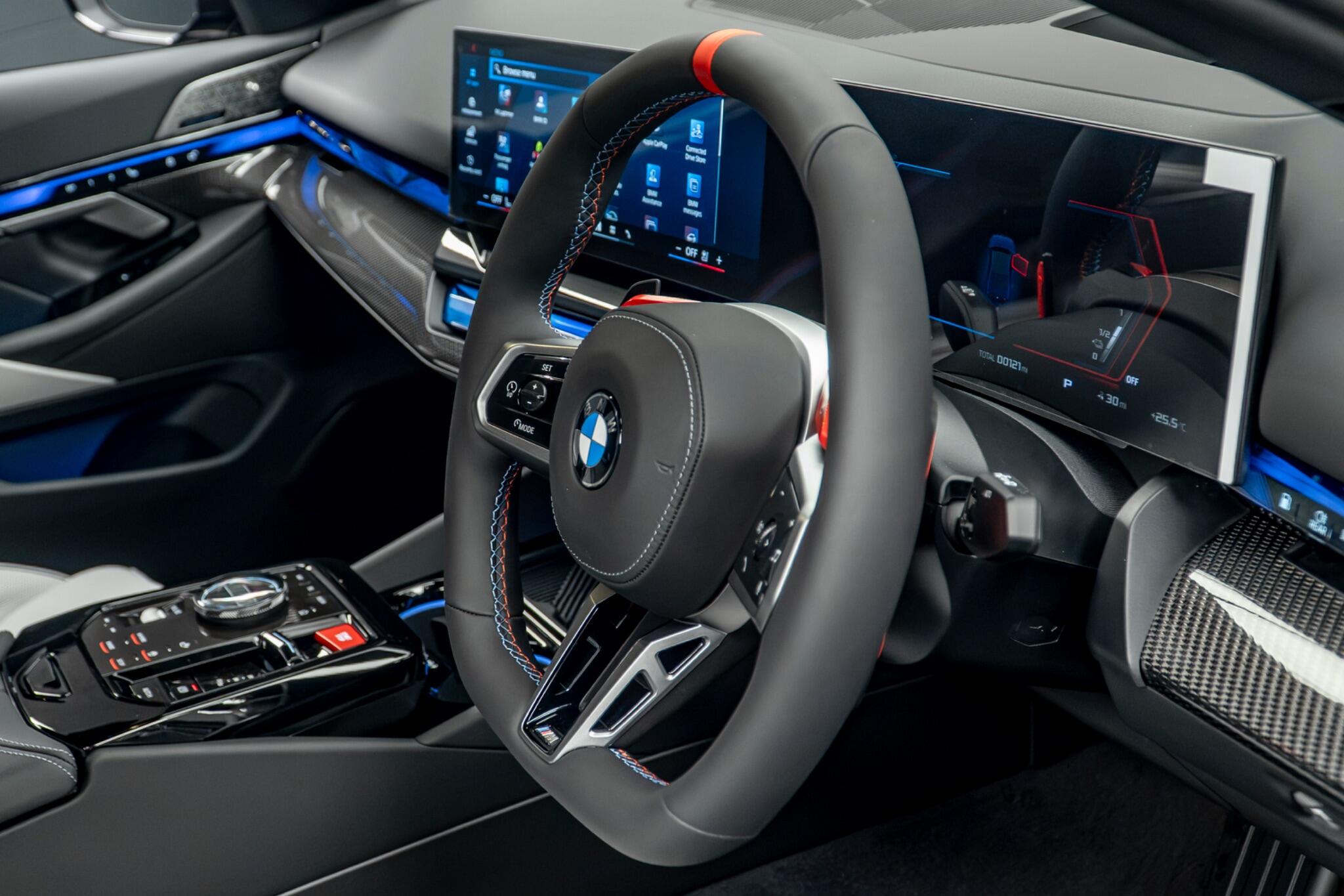 BMW M5 view 28