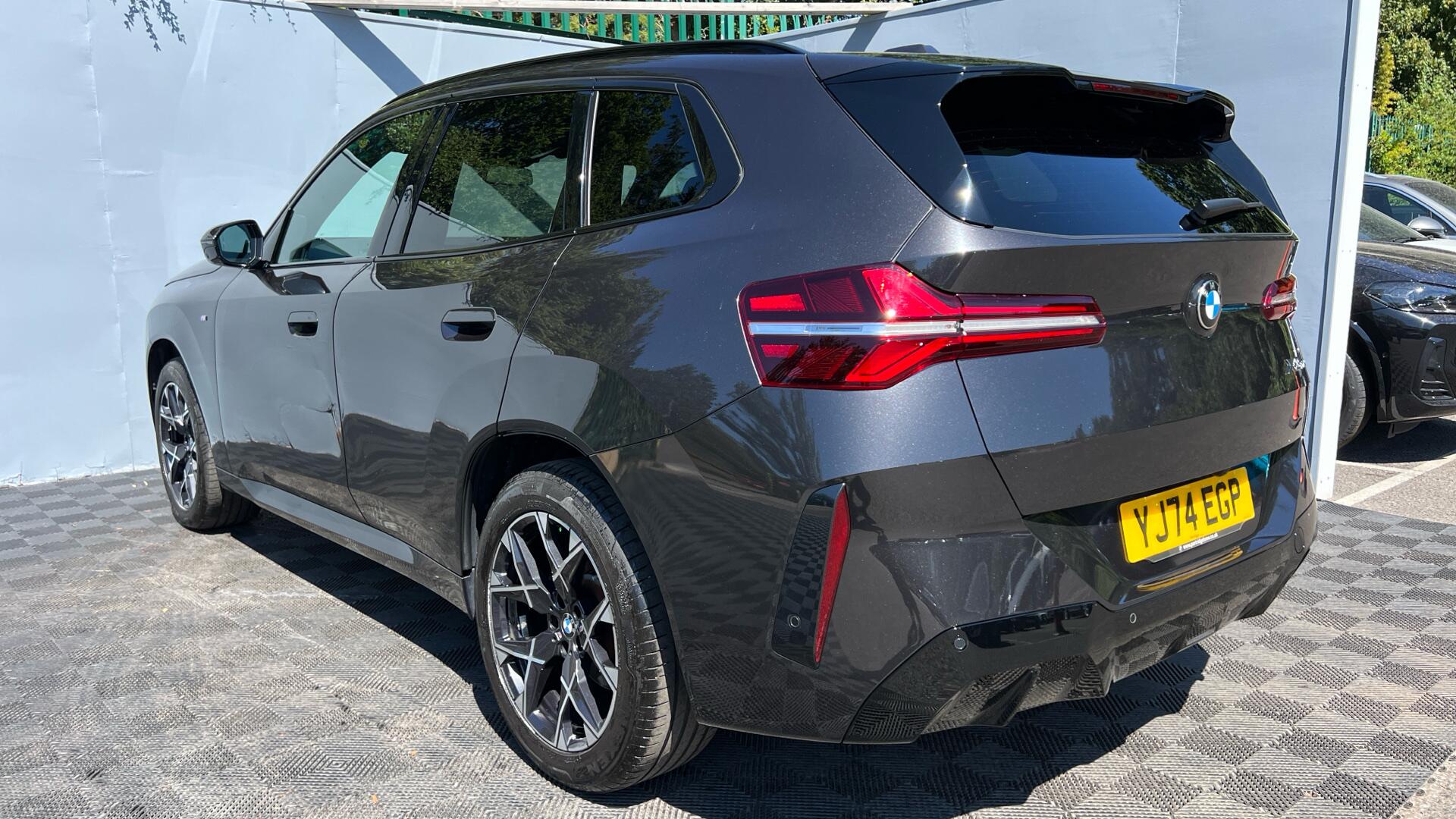 BMW X3 view 28