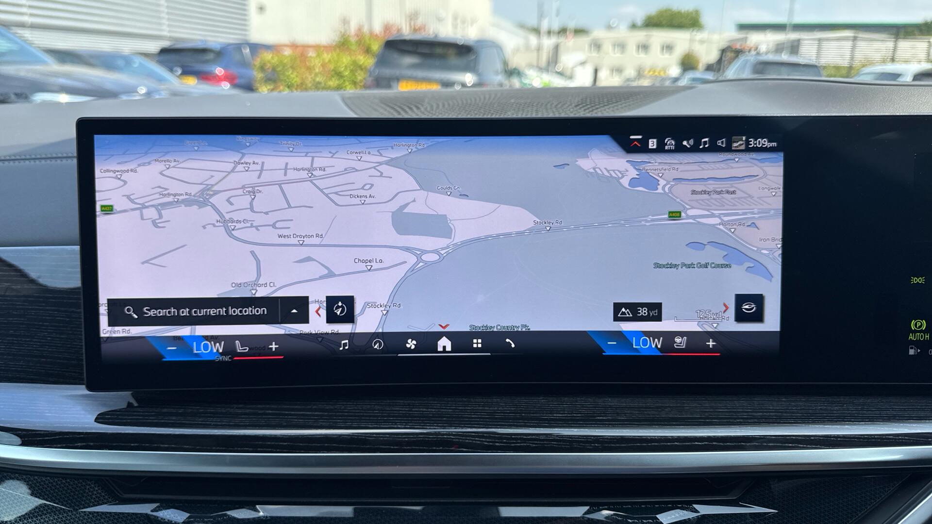 BMW X5 view 42