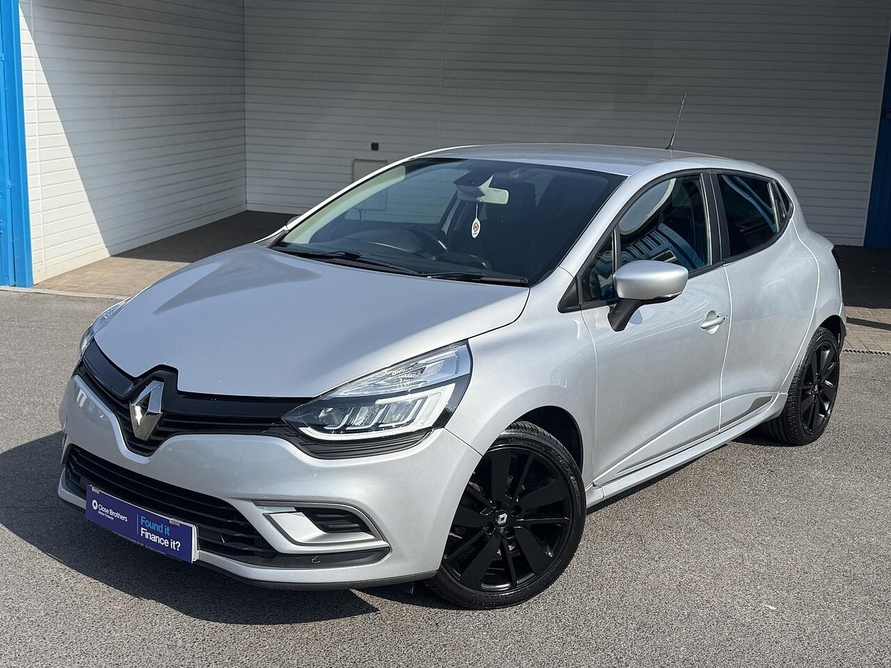 Renault Clio view 3