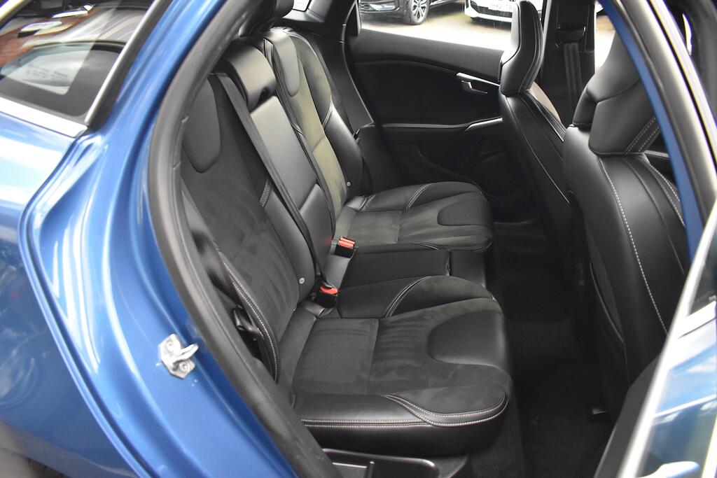 Volvo V40 view 32