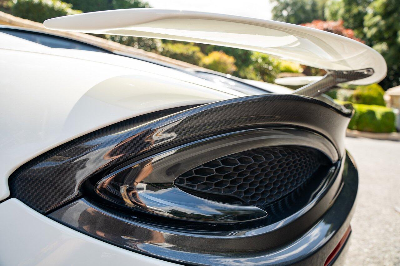 McLaren 570S view 16