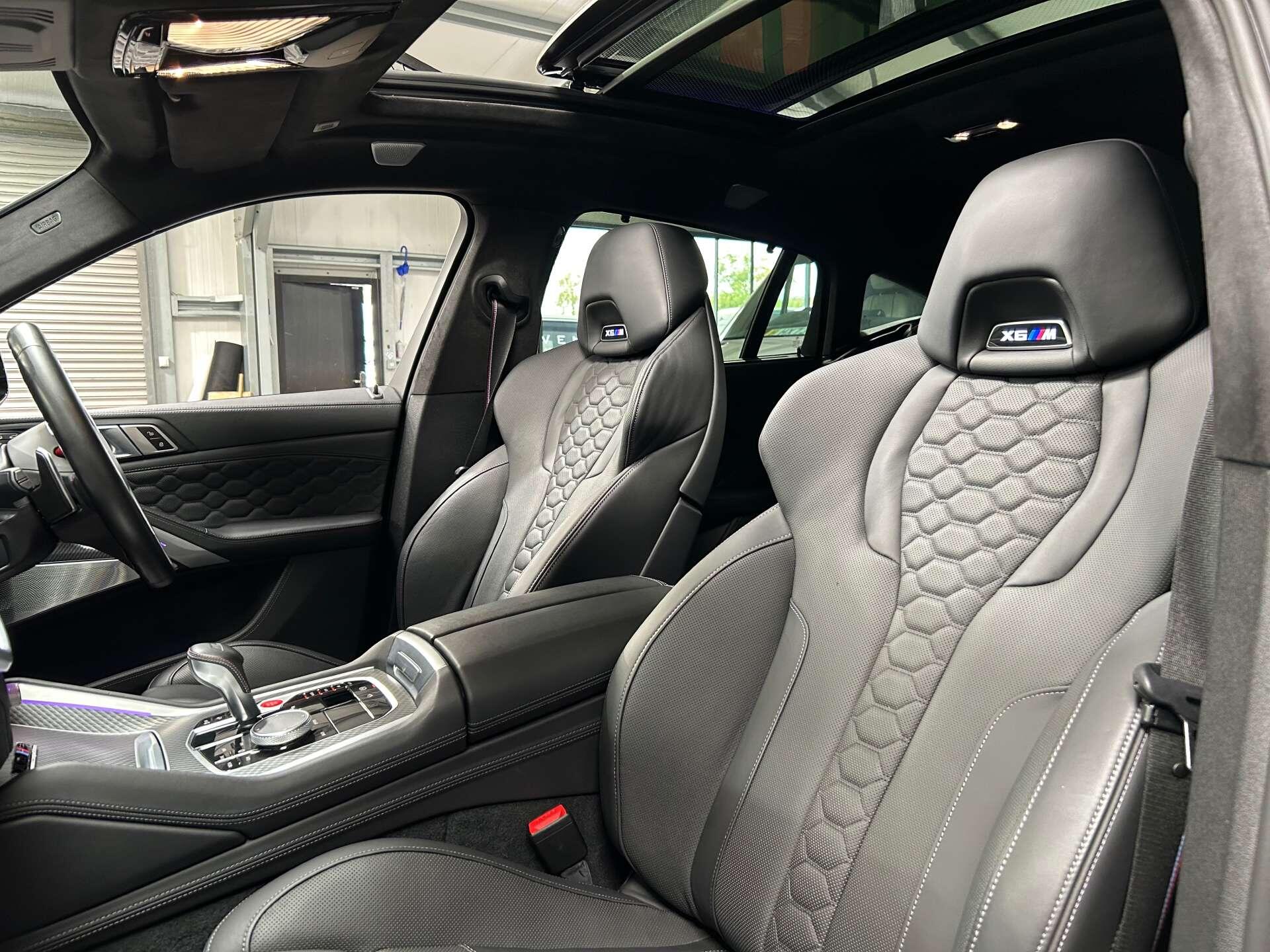 BMW X6 M view 2