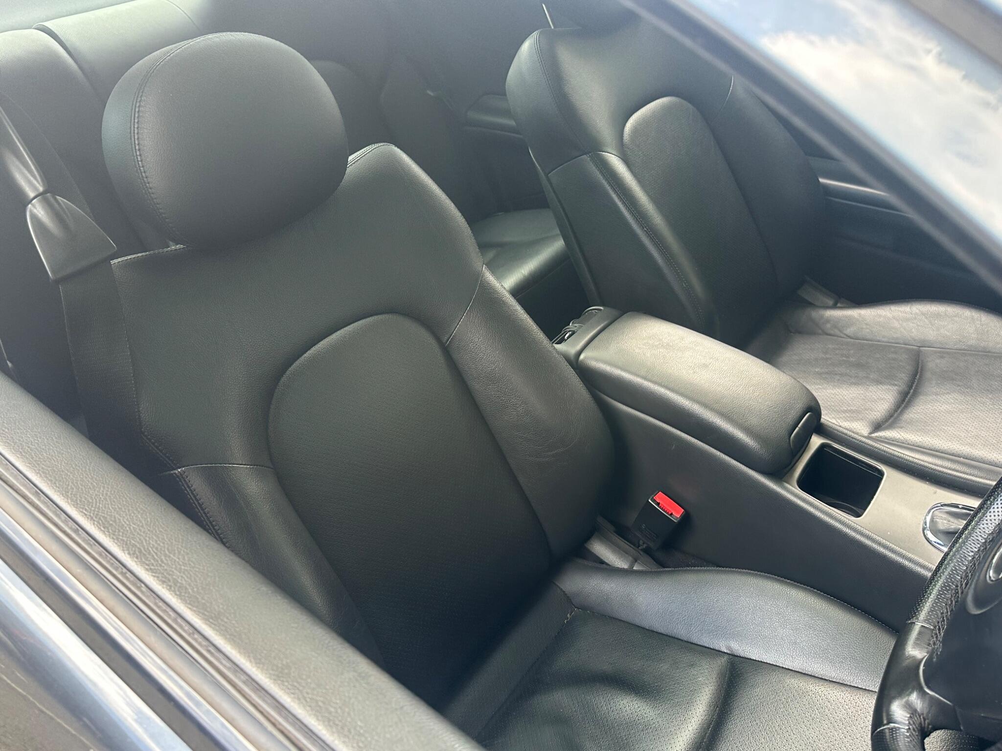 Mercedes-Benz C-Class view 8