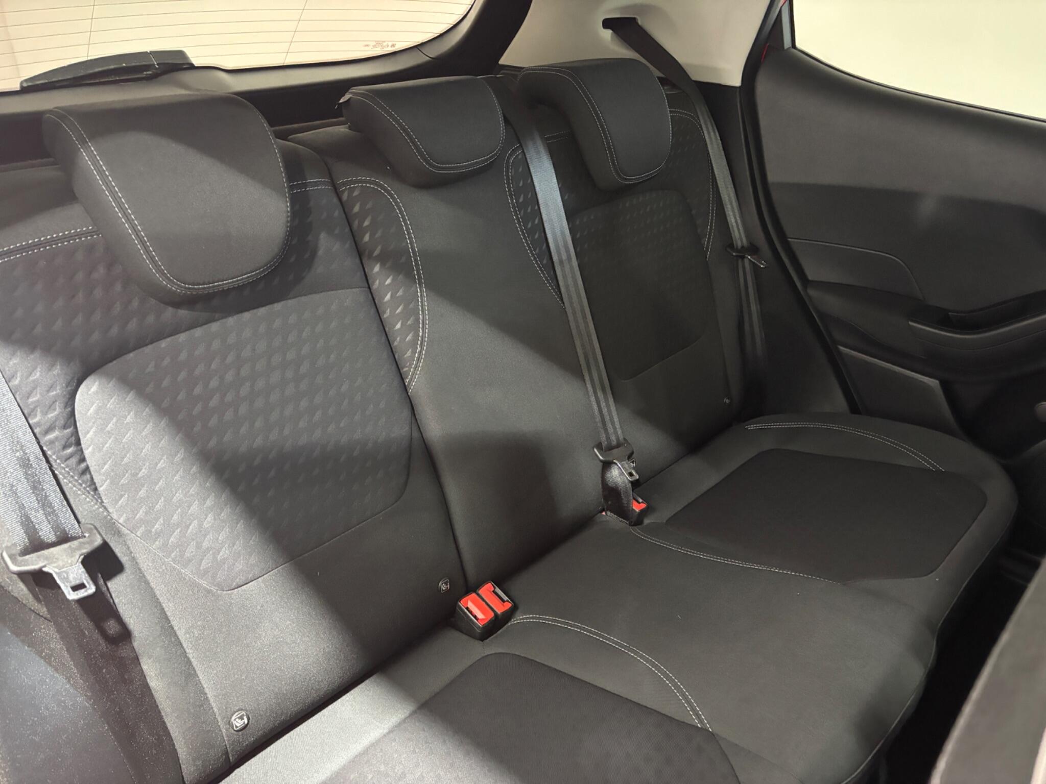 Ford Fiesta view 17