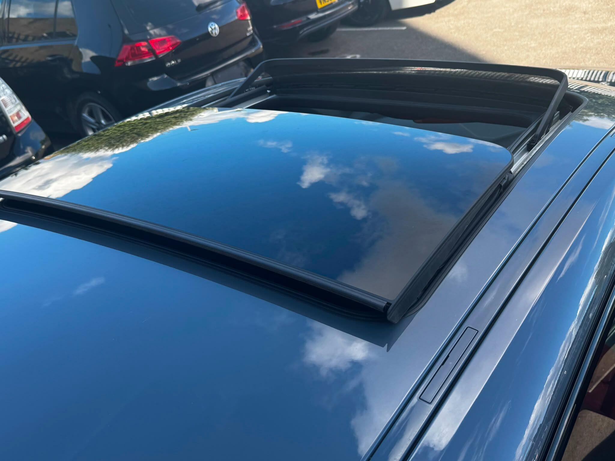 BMW 1 Series view 34