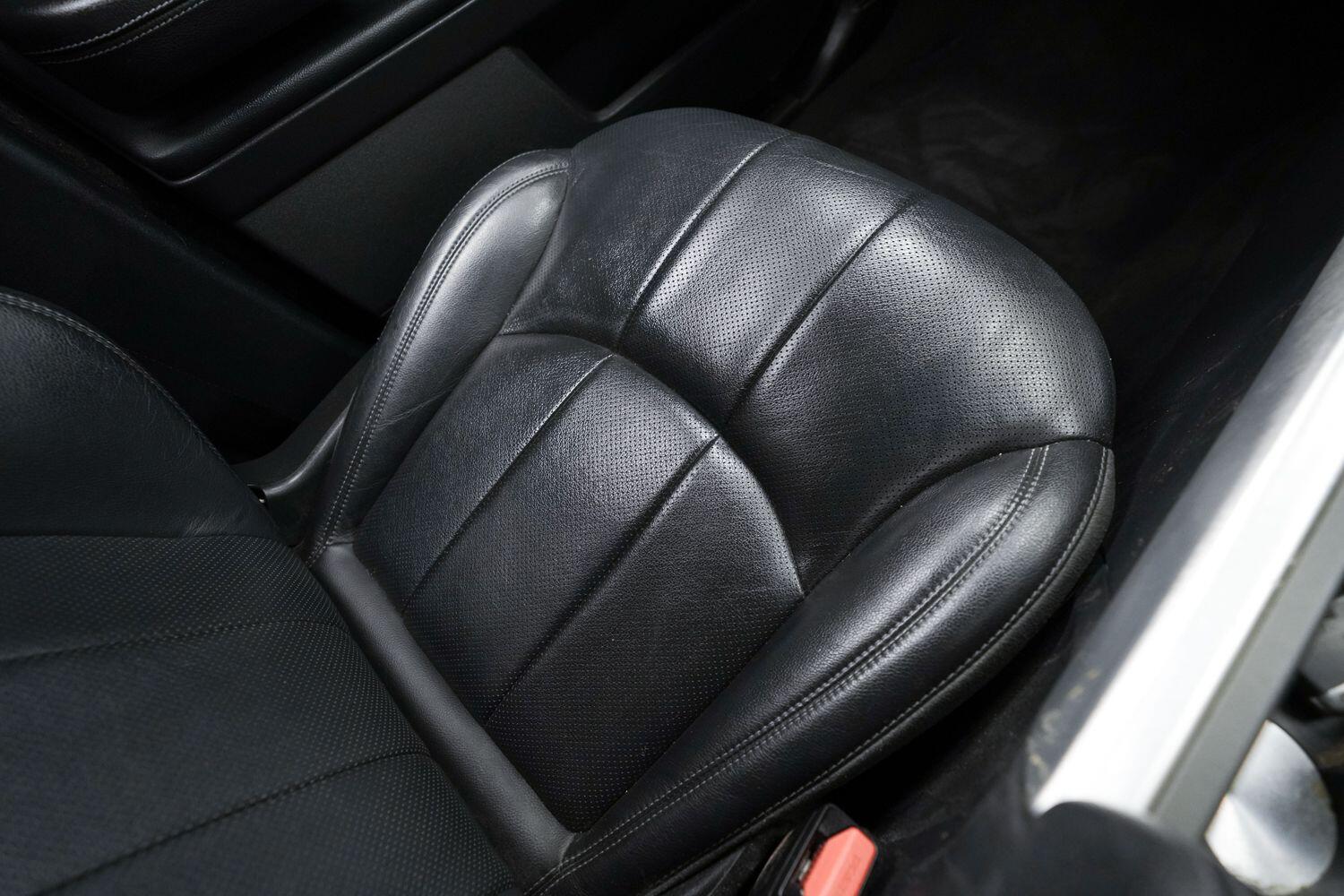 Land Rover Range Rover Evoque view 24