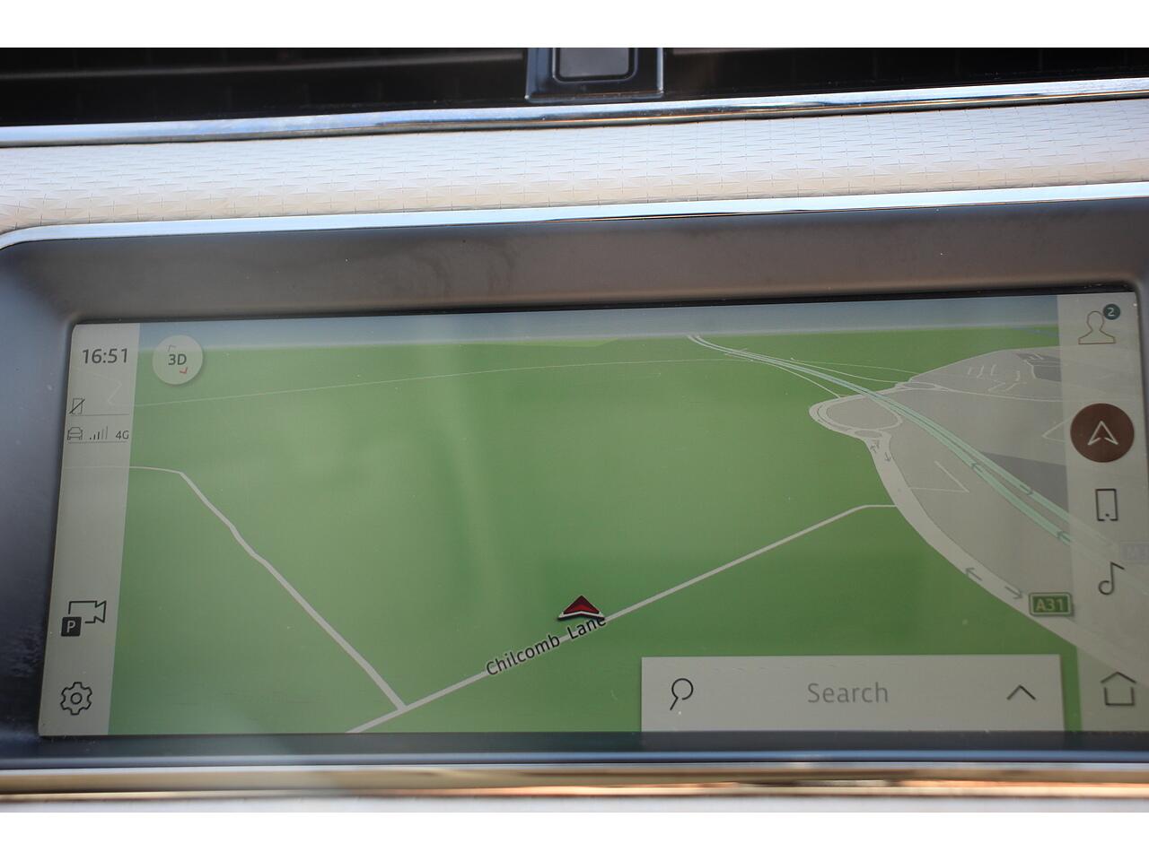 Land Rover Range Rover Evoque view 23