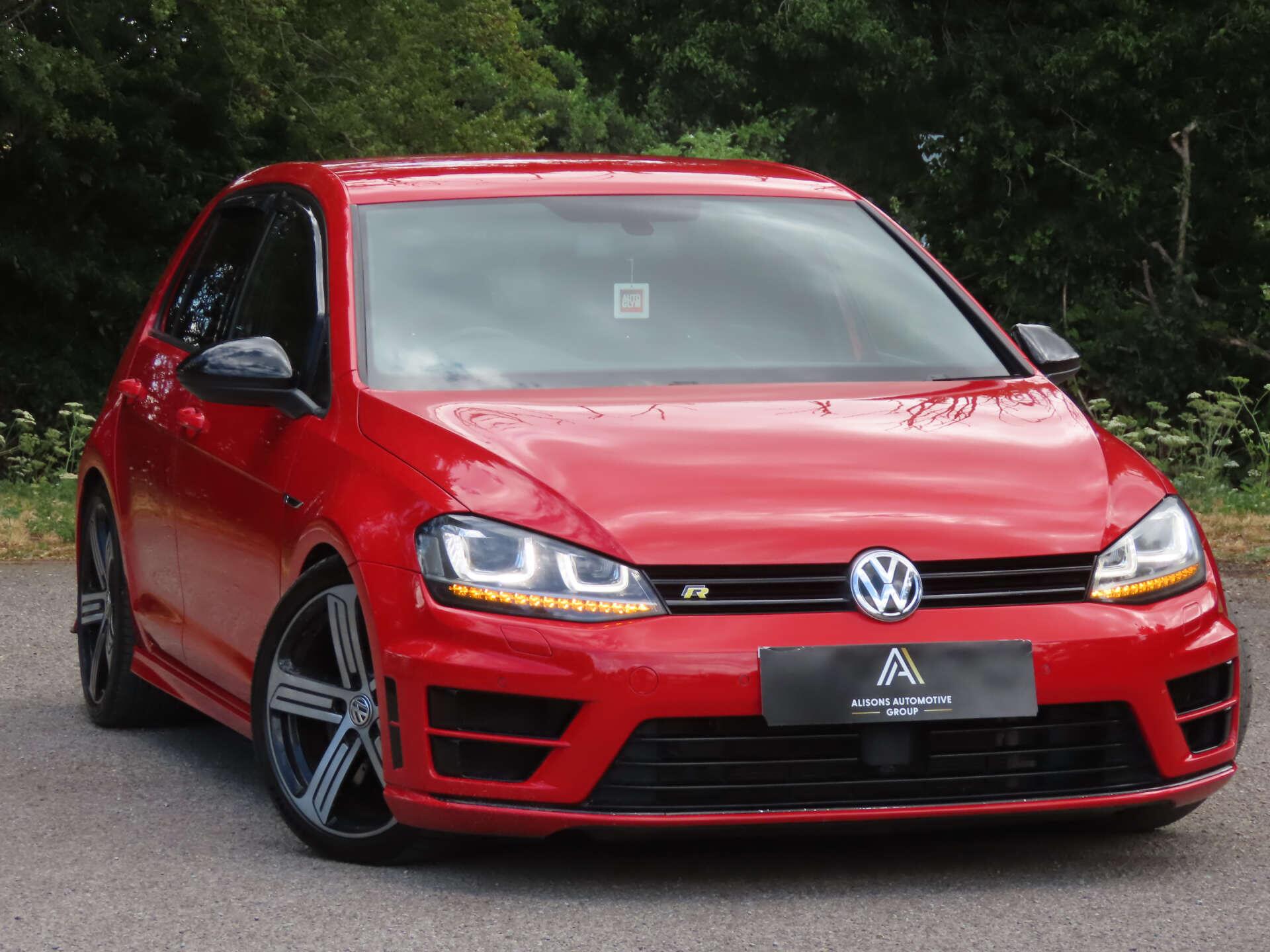 Volkswagen Golf view 3