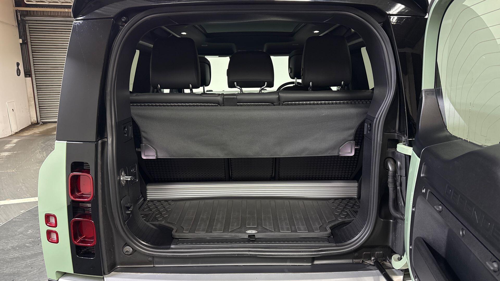 Land Rover Defender view 10
