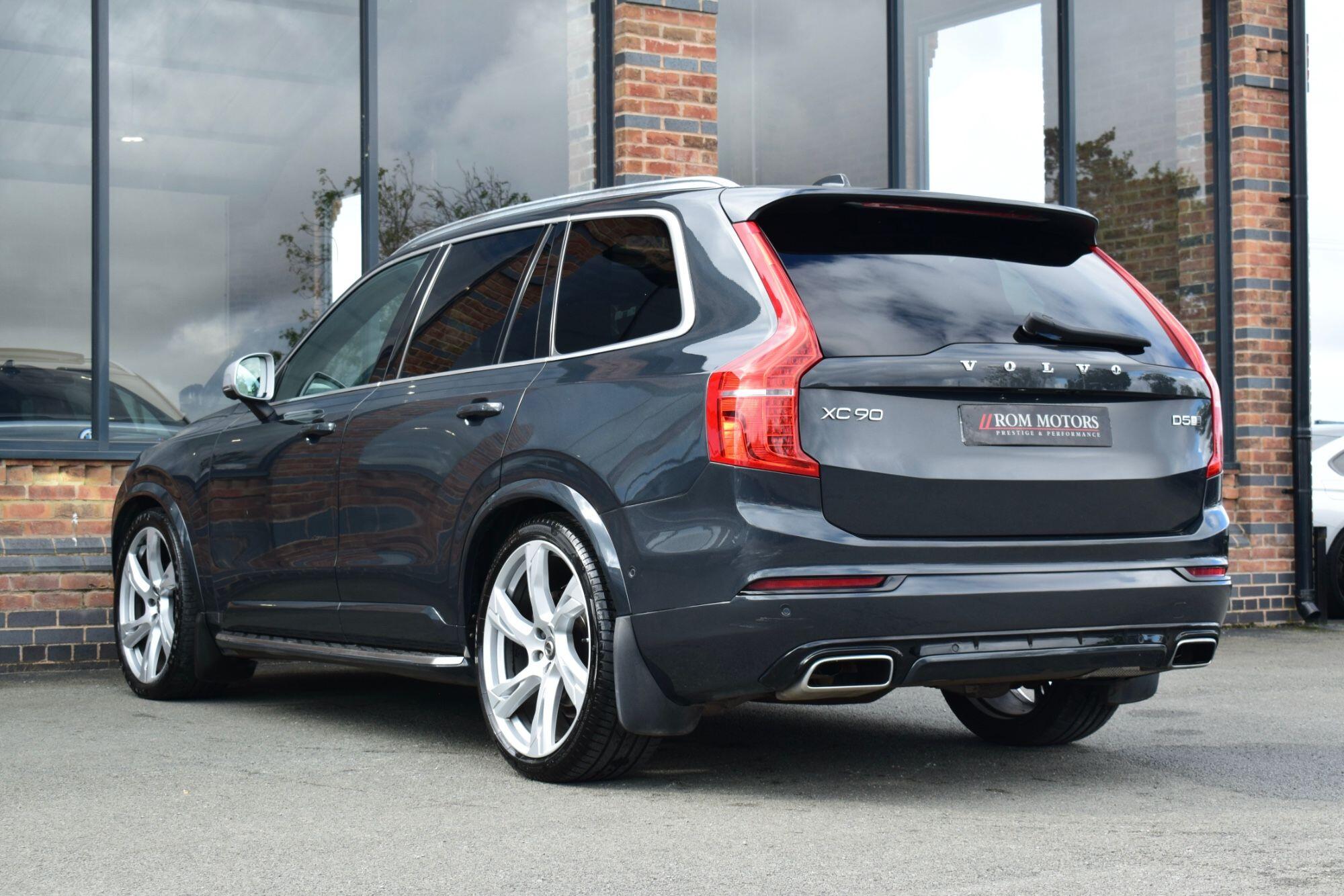 Volvo XC90 view 45