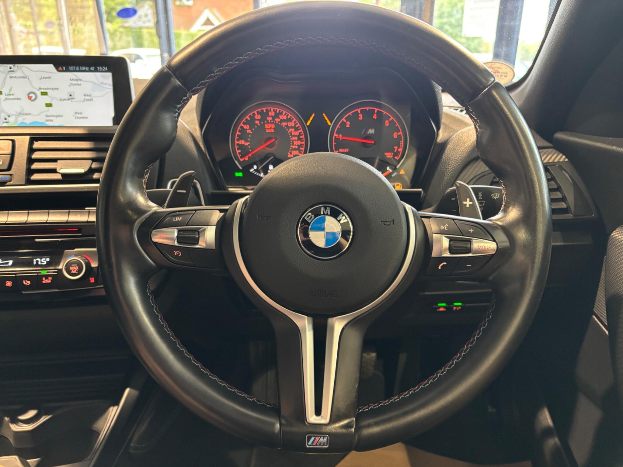 BMW M2 view 40