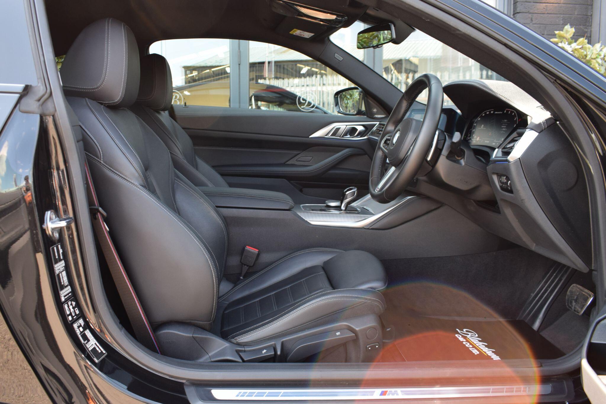 BMW 4 Series view 10