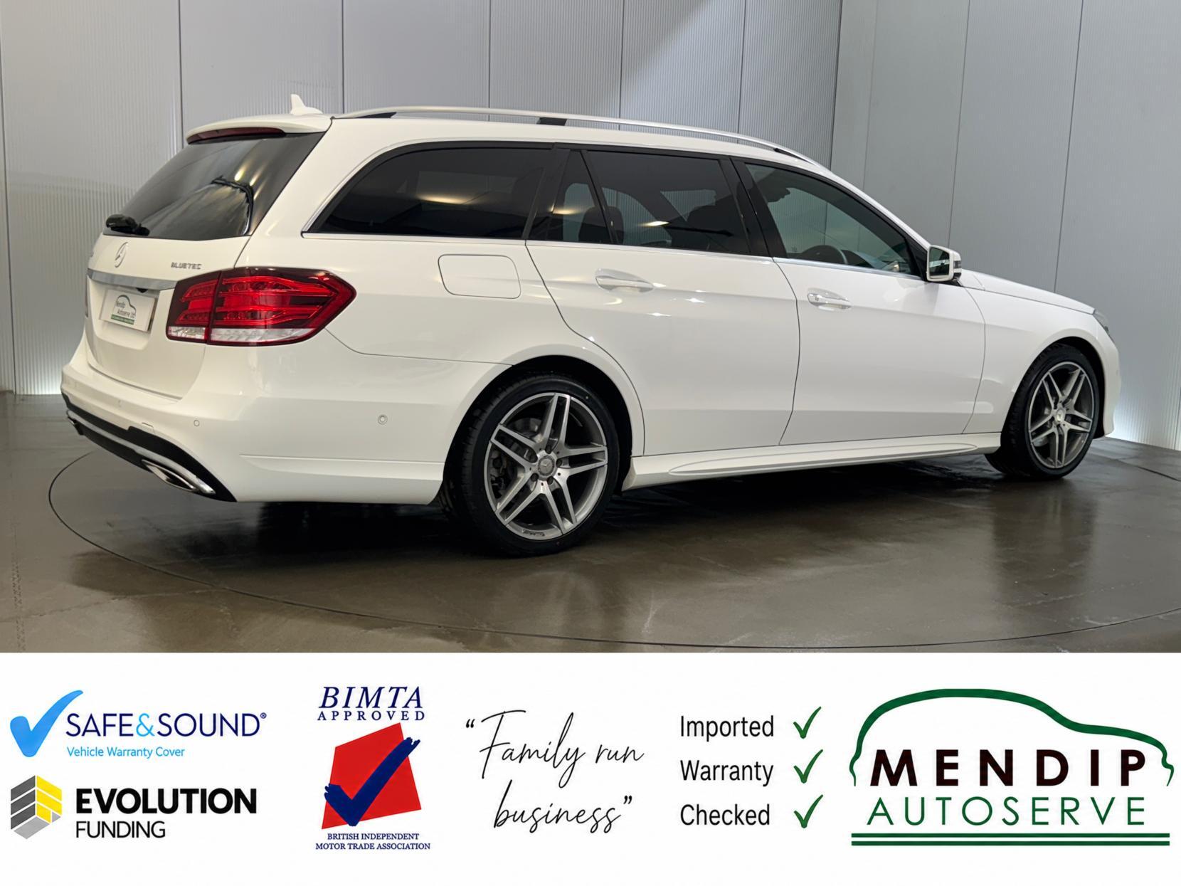Mercedes-Benz E Class view 28