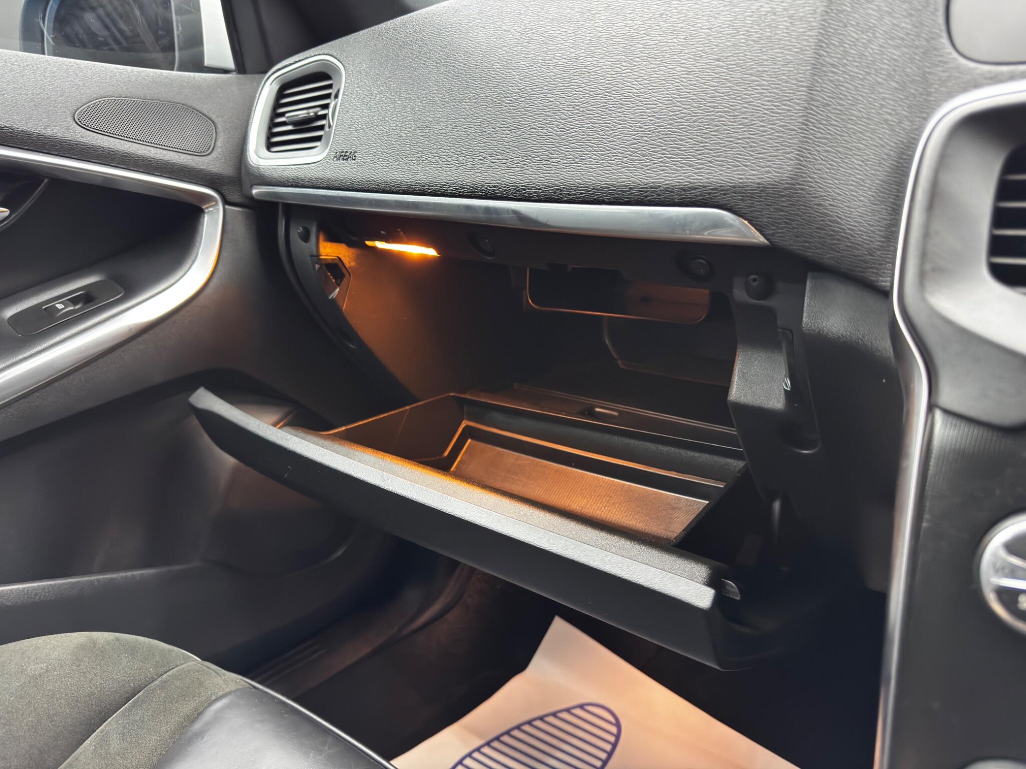 Volvo V40 view 35
