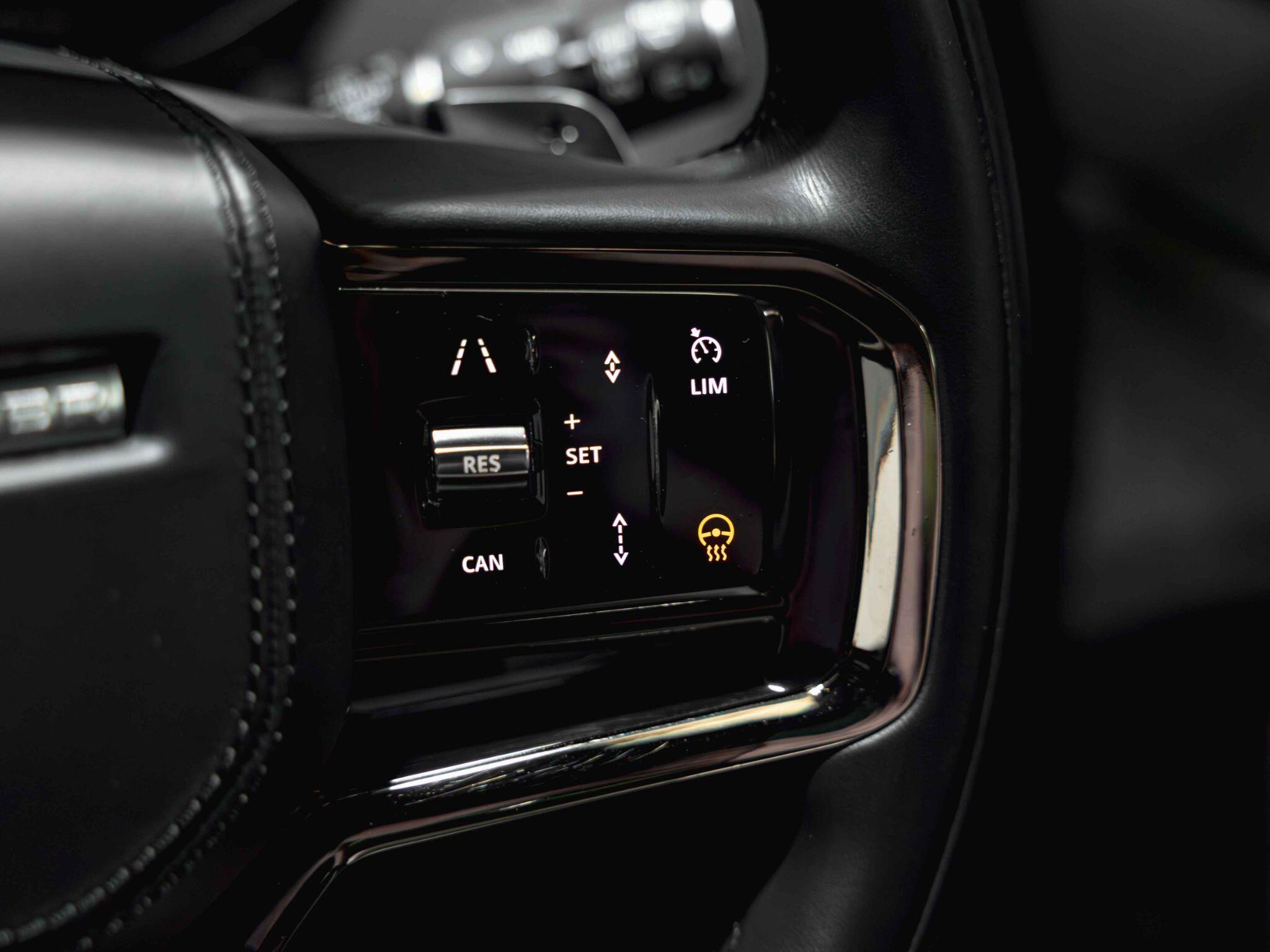 Land Rover Range Rover Sport view 19