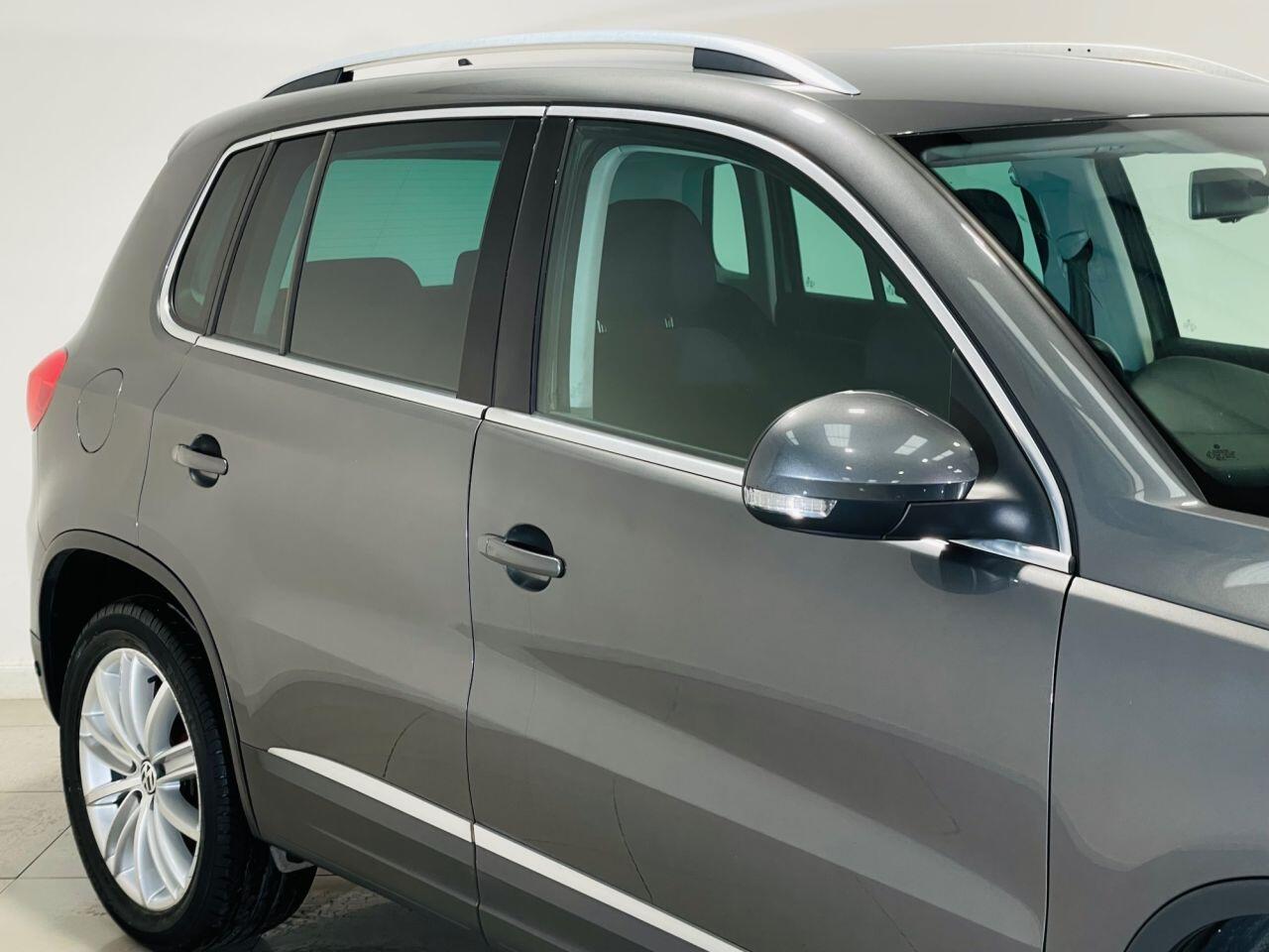 Volkswagen Tiguan view 24