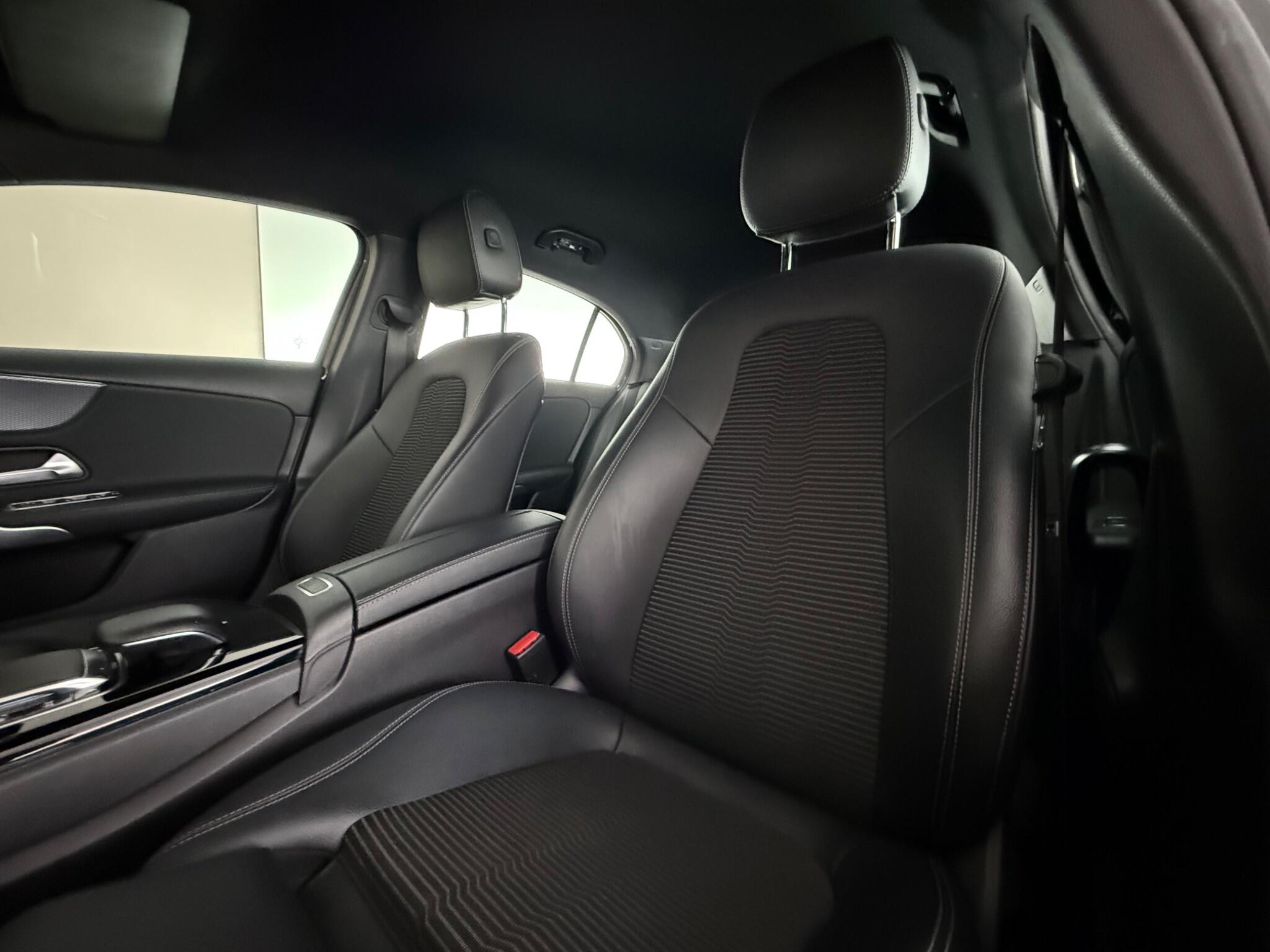 Mercedes-Benz A-Class view 31